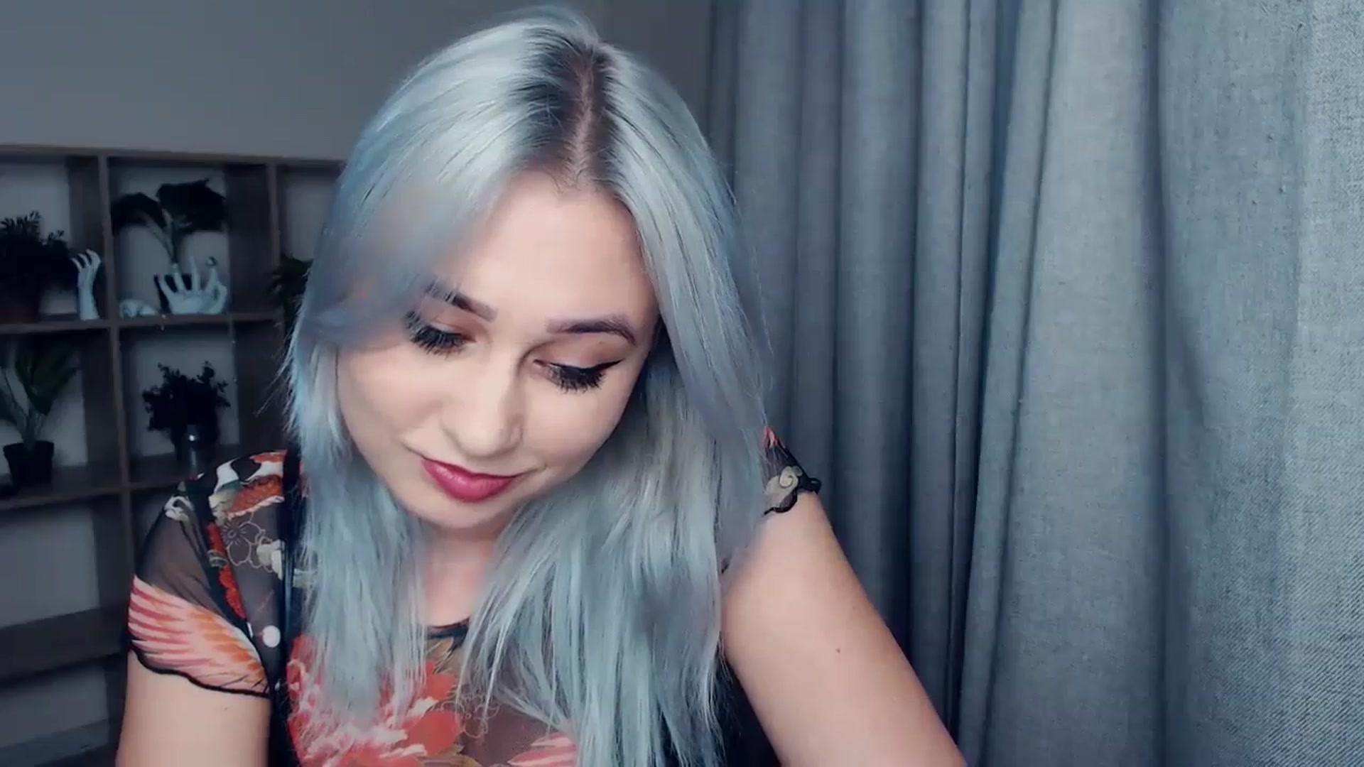 Gallery image thumbnail from Kukla_kolduna's myfreecams stream on, 12/14/2023, 17:32 image 7 of 20