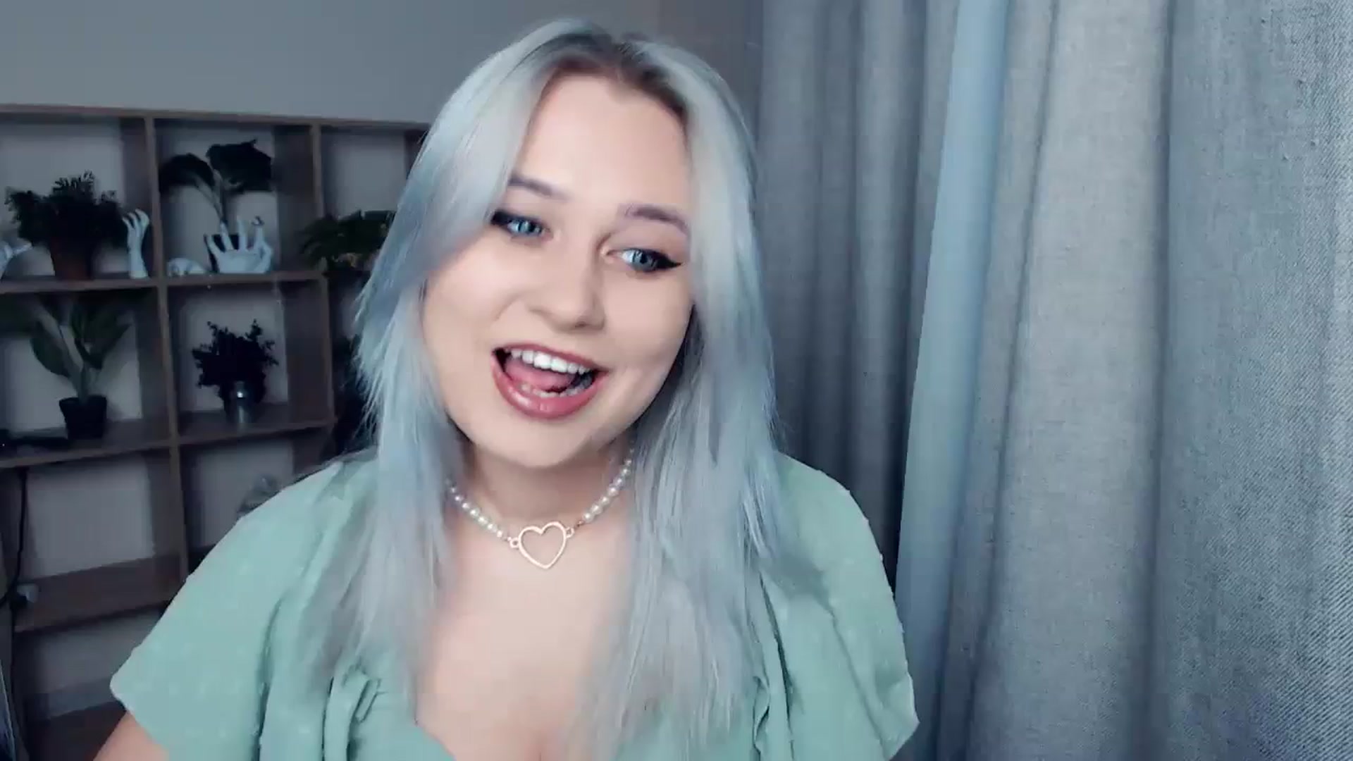 Gallery image thumbnail from Kukla_kolduna's myfreecams stream on, 12/15/2023, 13:52 image 20 of 20