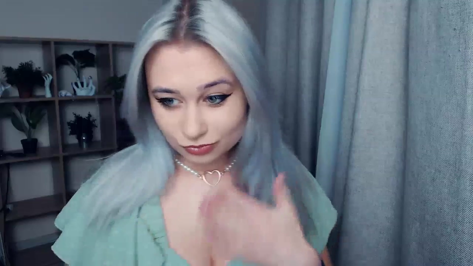 Gallery image thumbnail from Kukla_kolduna's myfreecams stream on, 12/15/2023, 13:52 image 15 of 20