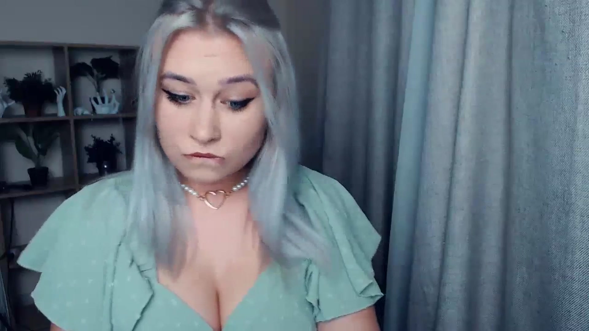 Gallery image thumbnail from Kukla_kolduna's myfreecams stream on, 12/15/2023, 14:50 image 8 of 20