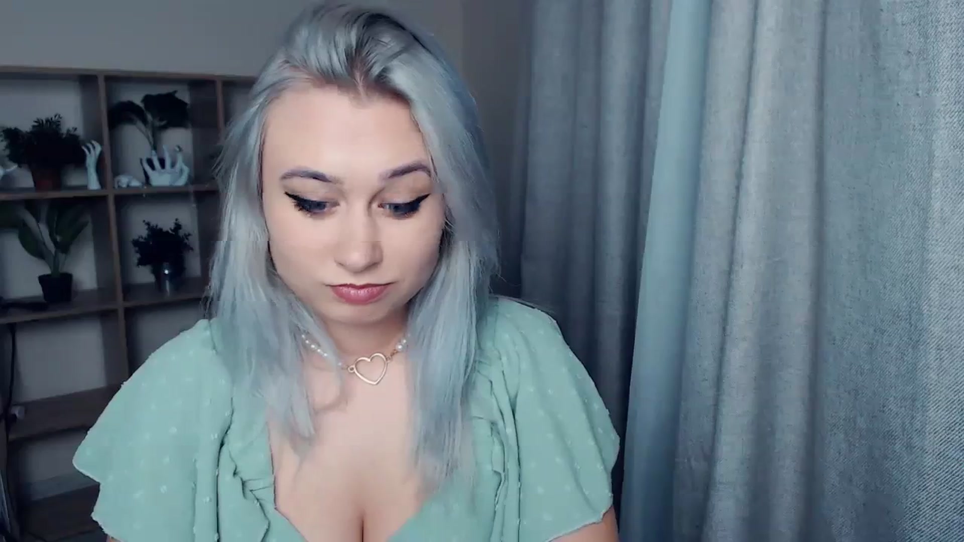 Gallery image thumbnail from Kukla_kolduna's myfreecams stream on, 12/15/2023, 16:15 image 7 of 20