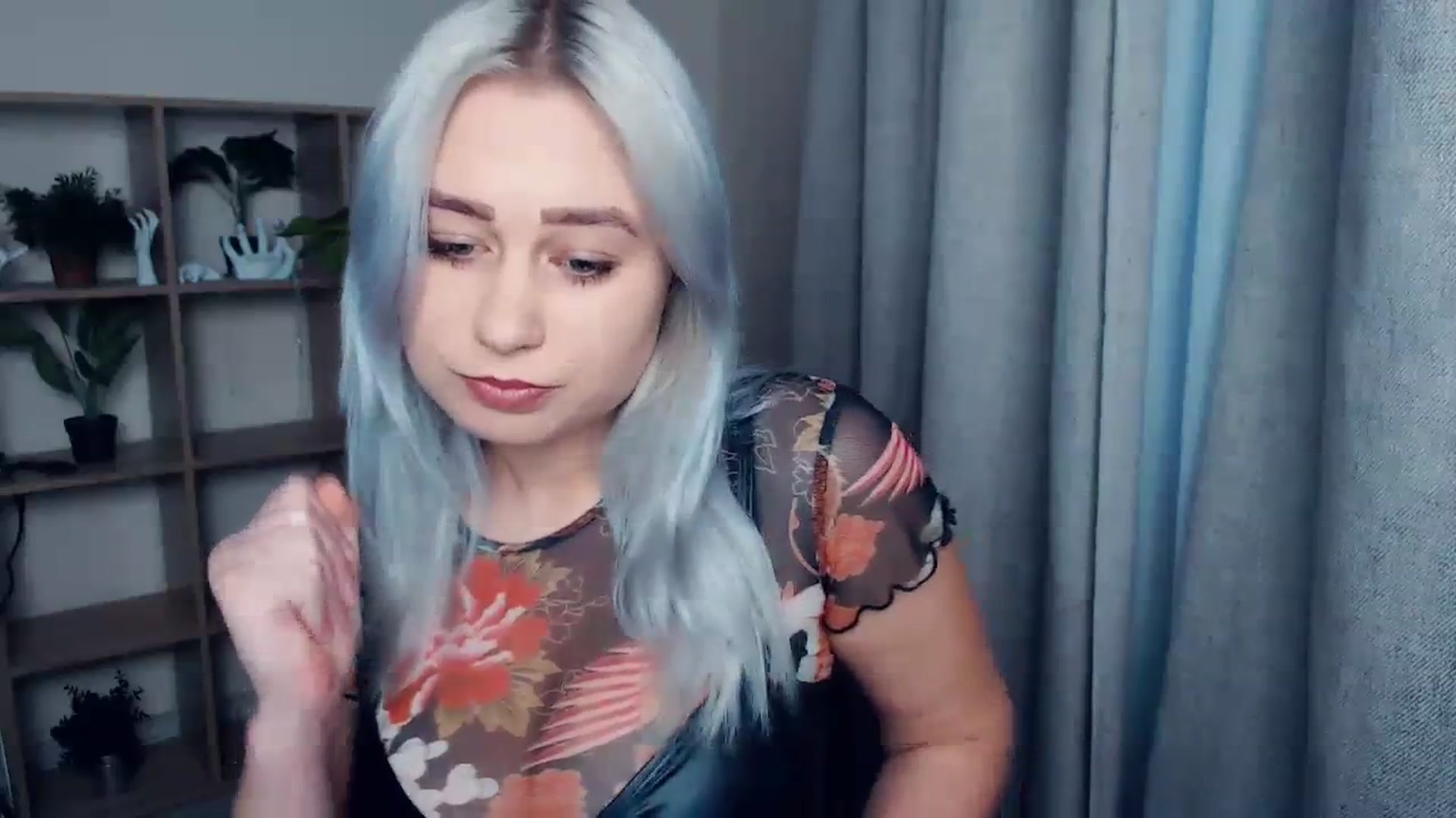 Gallery image thumbnail from Kukla_kolduna's myfreecams stream on, 12/17/2023, 14:01 image 15 of 20