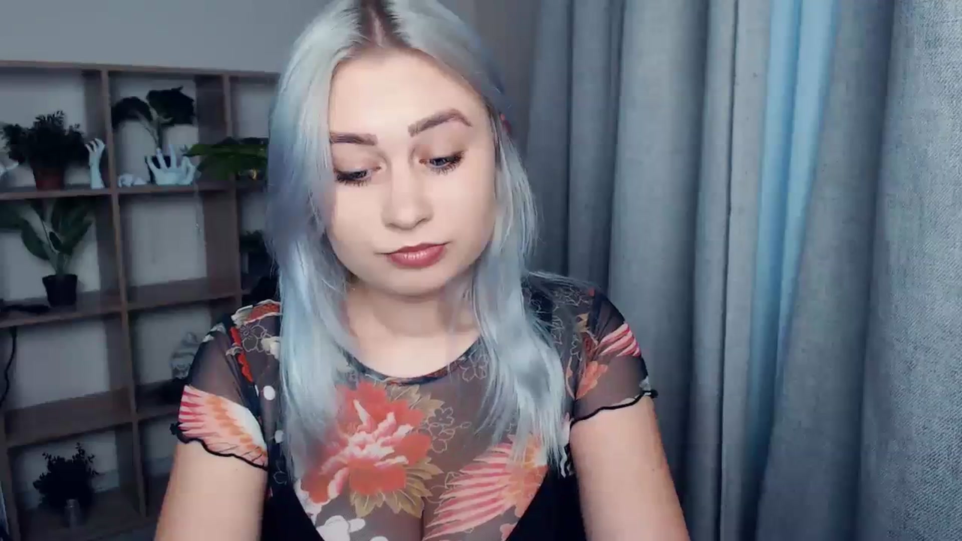 Gallery image thumbnail from Kukla_kolduna's myfreecams stream on, 12/17/2023, 14:01 image 12 of 20