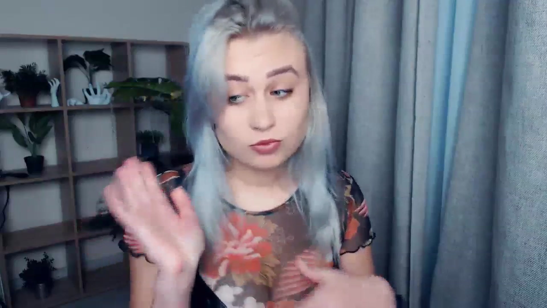 Gallery image thumbnail from Kukla_kolduna's myfreecams stream on, 12/17/2023, 14:01 image 20 of 20