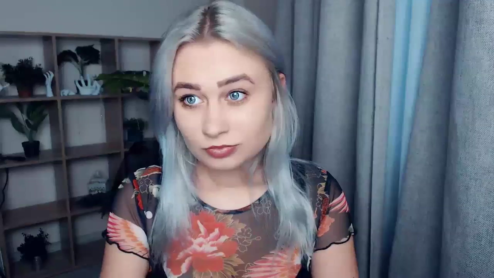 Gallery image thumbnail from Kukla_kolduna's myfreecams stream on, 12/17/2023, 14:01 image 8 of 20