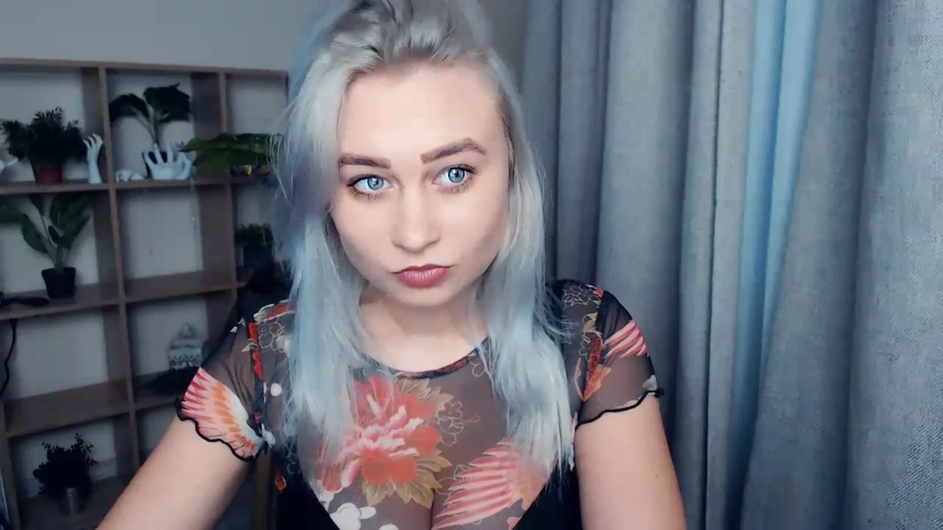 Gallery image thumbnail from Kukla_kolduna's myfreecams stream on, 12/17/2023, 14:01 image 19 of 20
