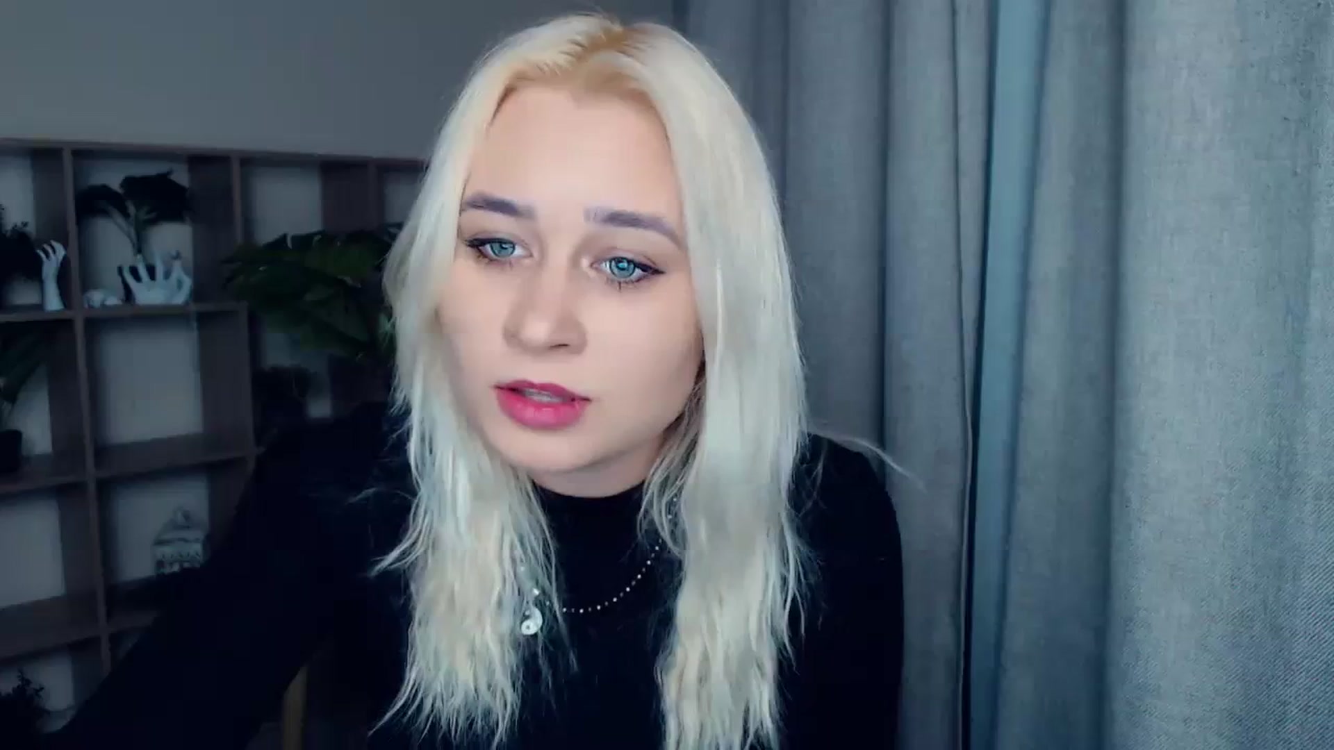 Gallery image thumbnail from Kukla_kolduna's myfreecams stream on, 12/21/2023, 18:40 image 10 of 20