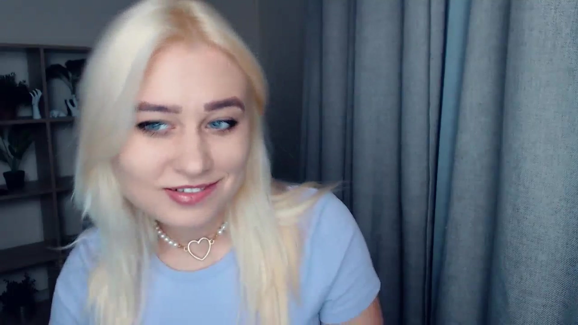 Gallery image thumbnail from Kukla_kolduna's myfreecams stream on, 12/22/2023, 14:44 image 7 of 20