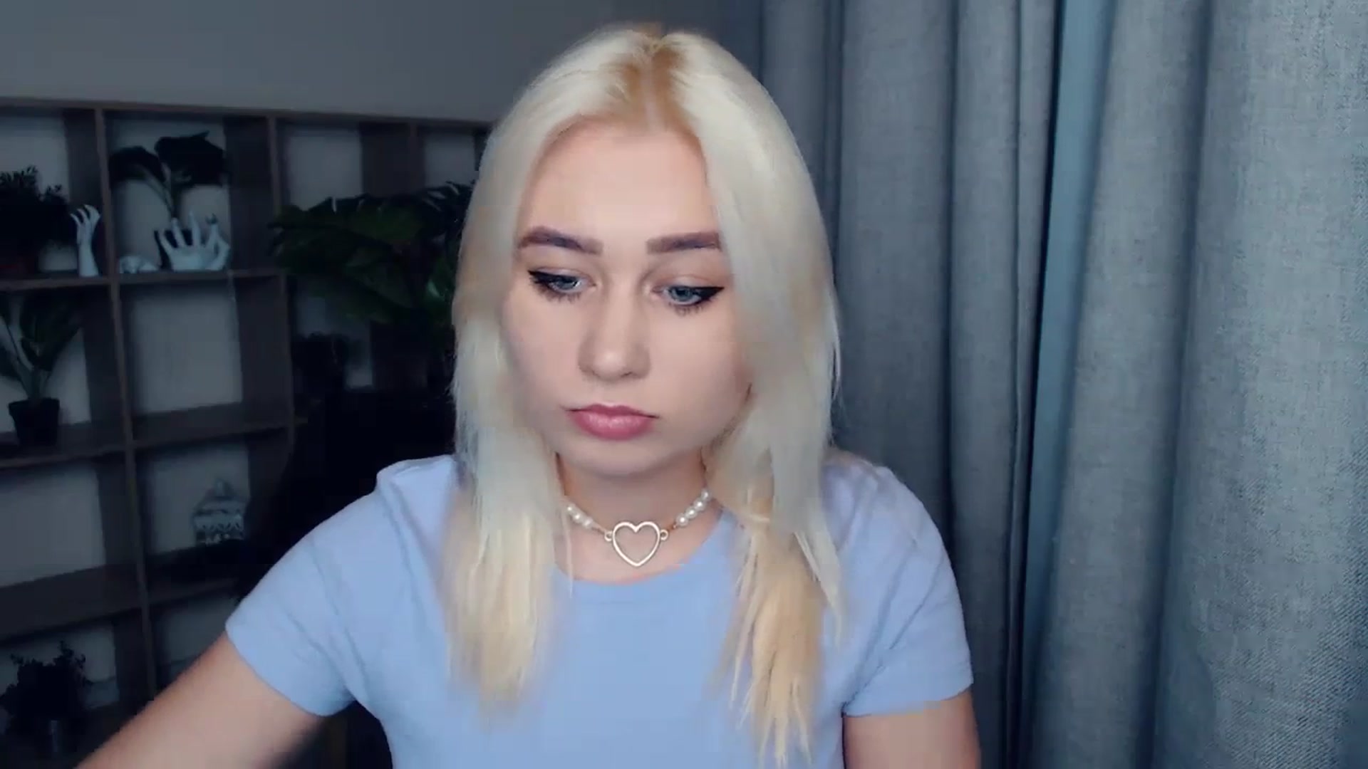 Gallery image thumbnail from Kukla_kolduna's myfreecams stream on, 12/22/2023, 14:44 image 20 of 20