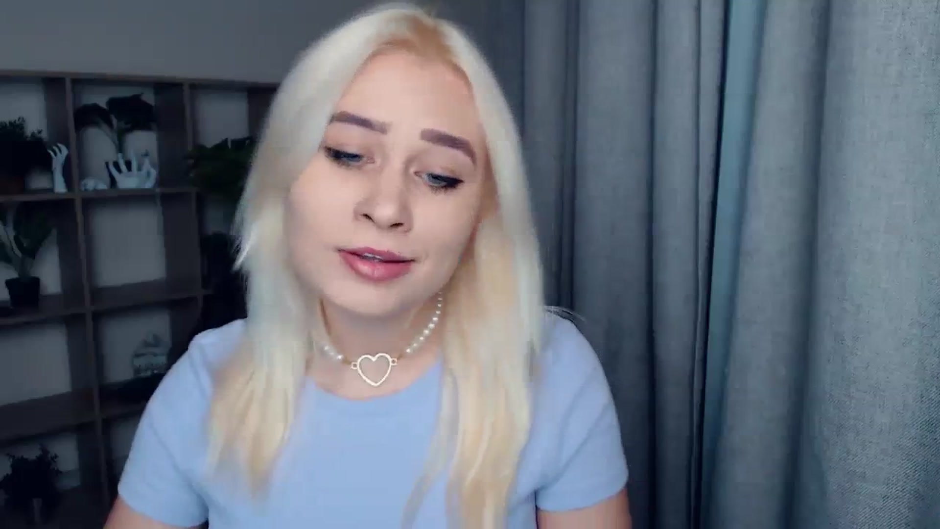 Gallery image thumbnail from Kukla_kolduna's myfreecams stream on, 12/22/2023, 14:44 image 11 of 20