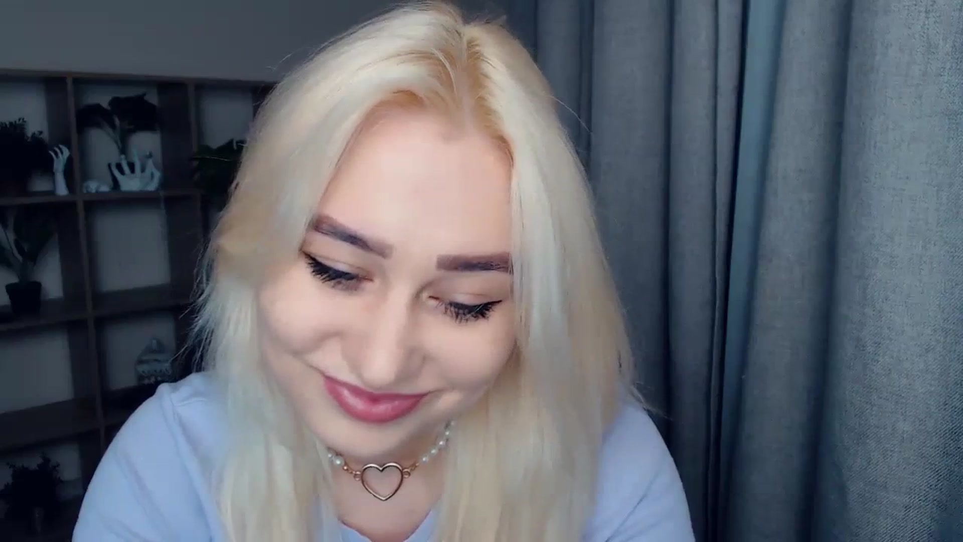 Gallery image thumbnail from Kukla_kolduna's myfreecams stream on, 12/22/2023, 14:44 image 13 of 20