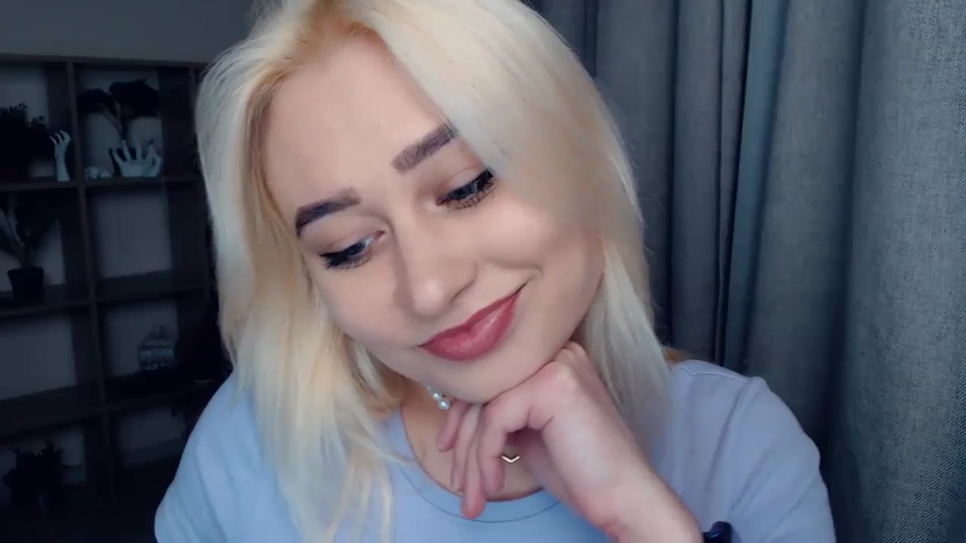 Gallery image thumbnail from Kukla_kolduna's myfreecams stream on, 12/22/2023, 16:30 image 9 of 20