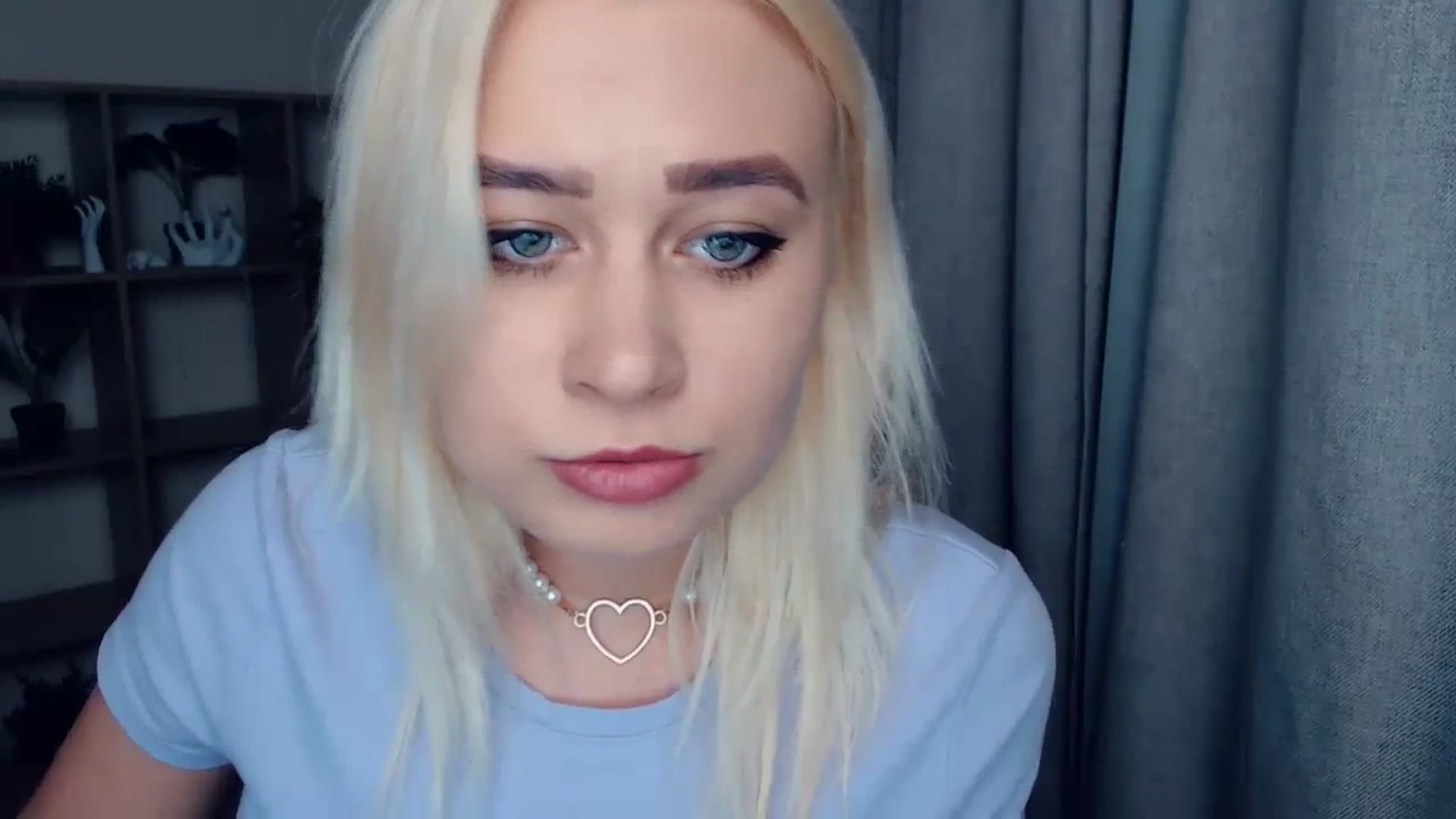 Gallery image thumbnail from Kukla_kolduna's myfreecams stream on, 12/22/2023, 16:30 image 13 of 20