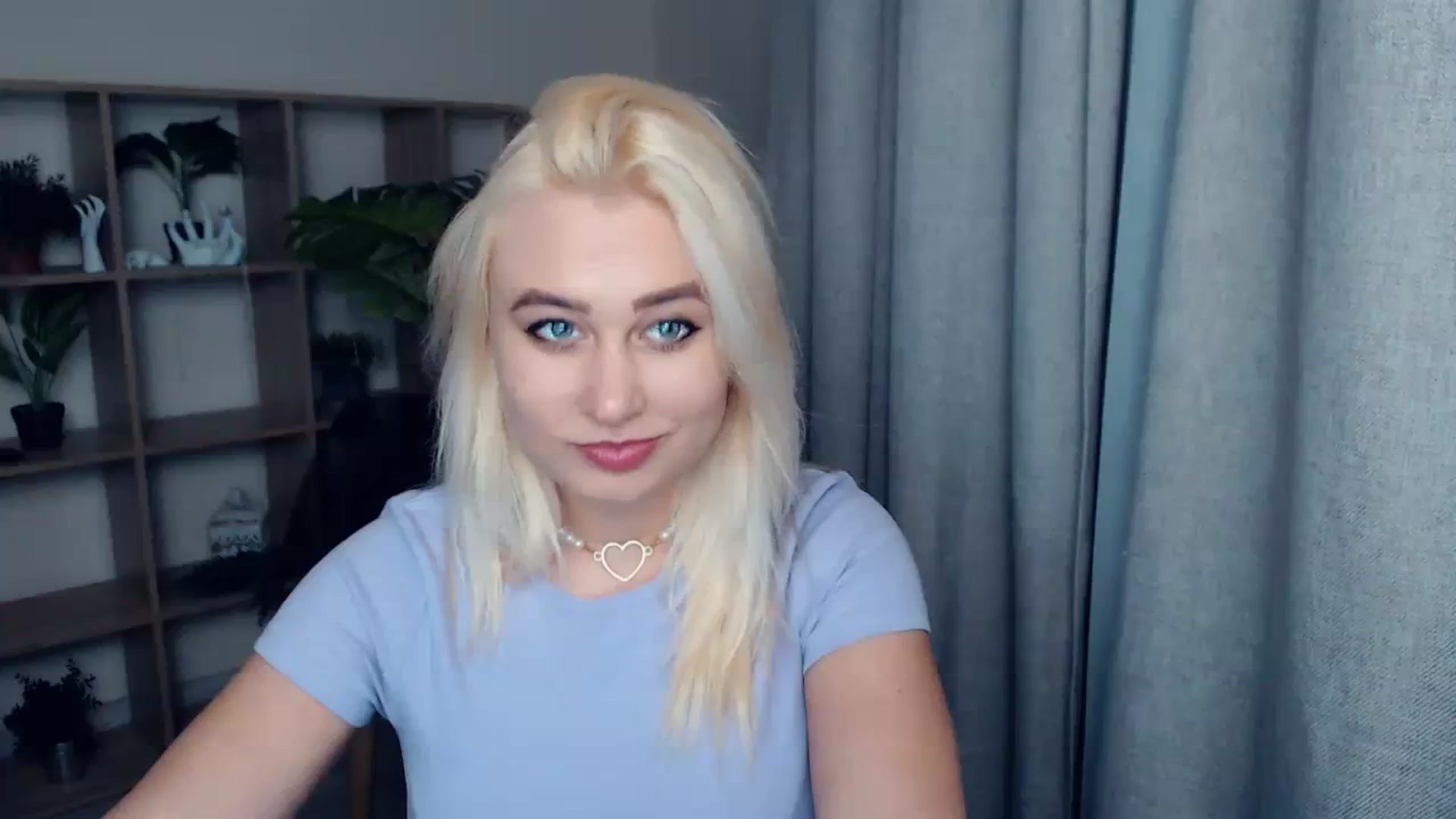 Gallery image thumbnail from Kukla_kolduna's myfreecams stream on, 12/22/2023, 16:30 image 19 of 20