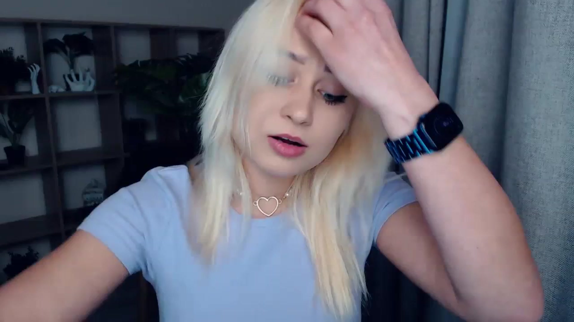 Gallery image thumbnail from Kukla_kolduna's myfreecams stream on, 12/22/2023, 16:30 image 1 of 20