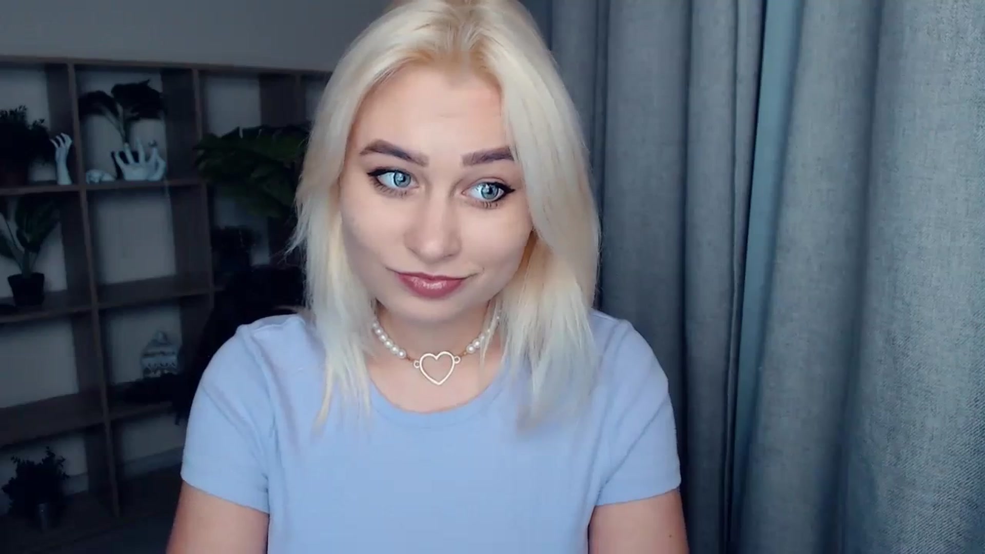 Gallery image thumbnail from Kukla_kolduna's myfreecams stream on, 12/22/2023, 16:30 image 8 of 20
