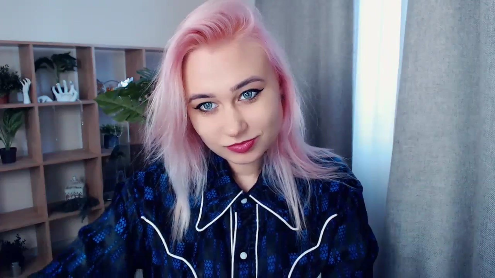 Gallery image thumbnail from Kukla_kolduna's myfreecams stream on, 12/24/2023, 11:35 image 19 of 20