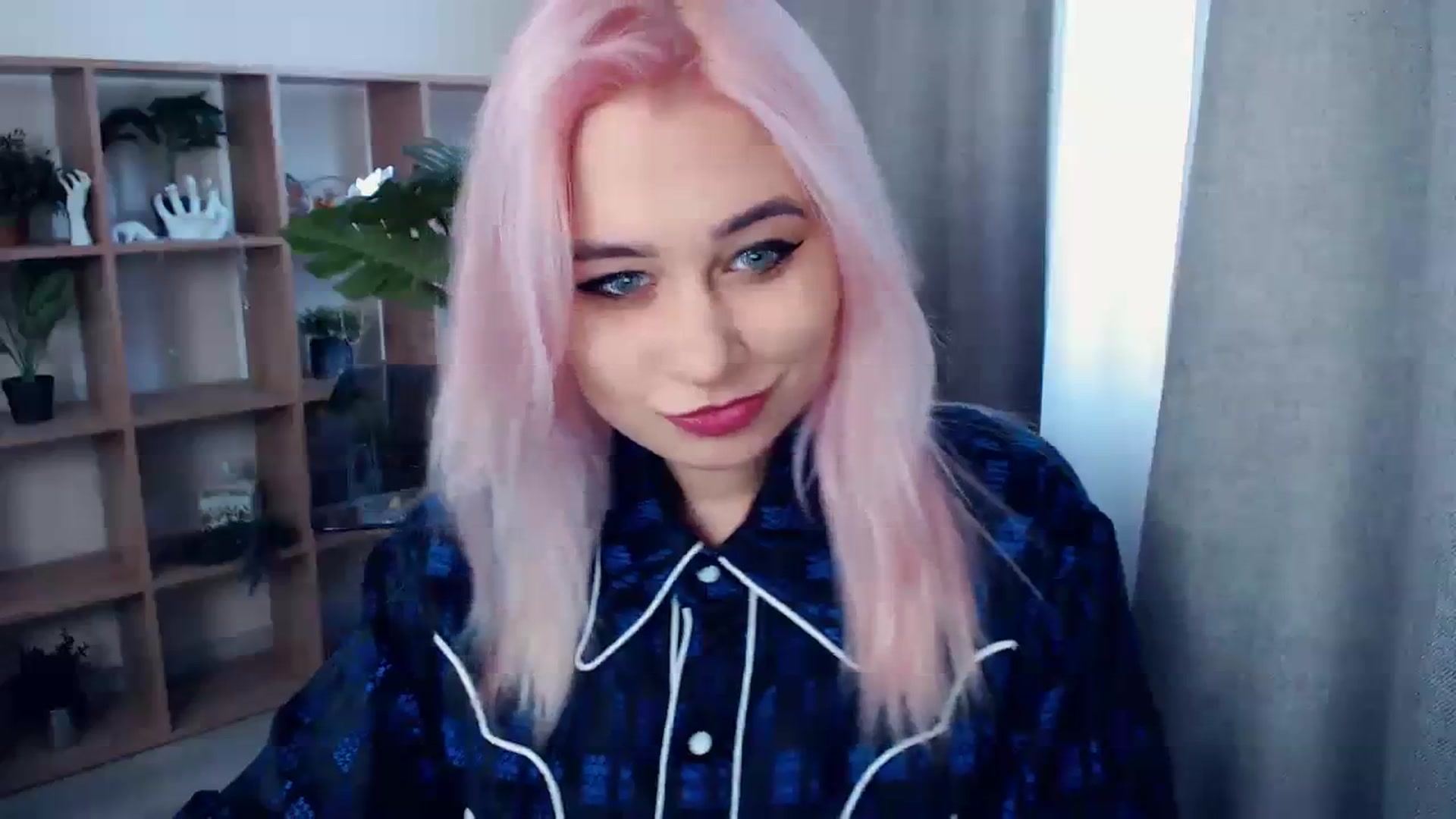 Gallery image thumbnail from Kukla_kolduna's myfreecams stream on, 12/24/2023, 11:35 image 12 of 20