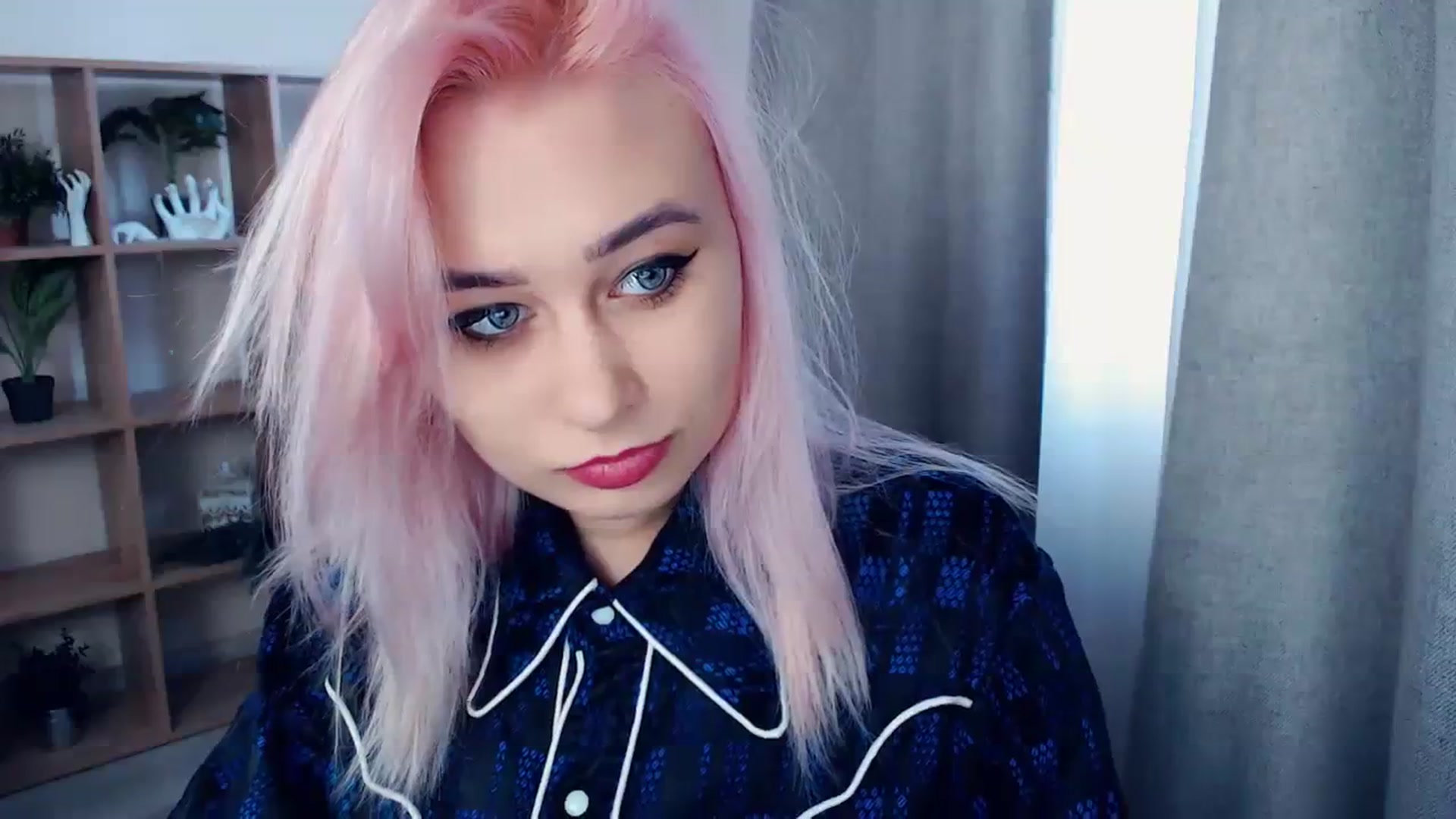 Gallery image thumbnail from Kukla_kolduna's myfreecams stream on, 12/24/2023, 11:35 image 4 of 20