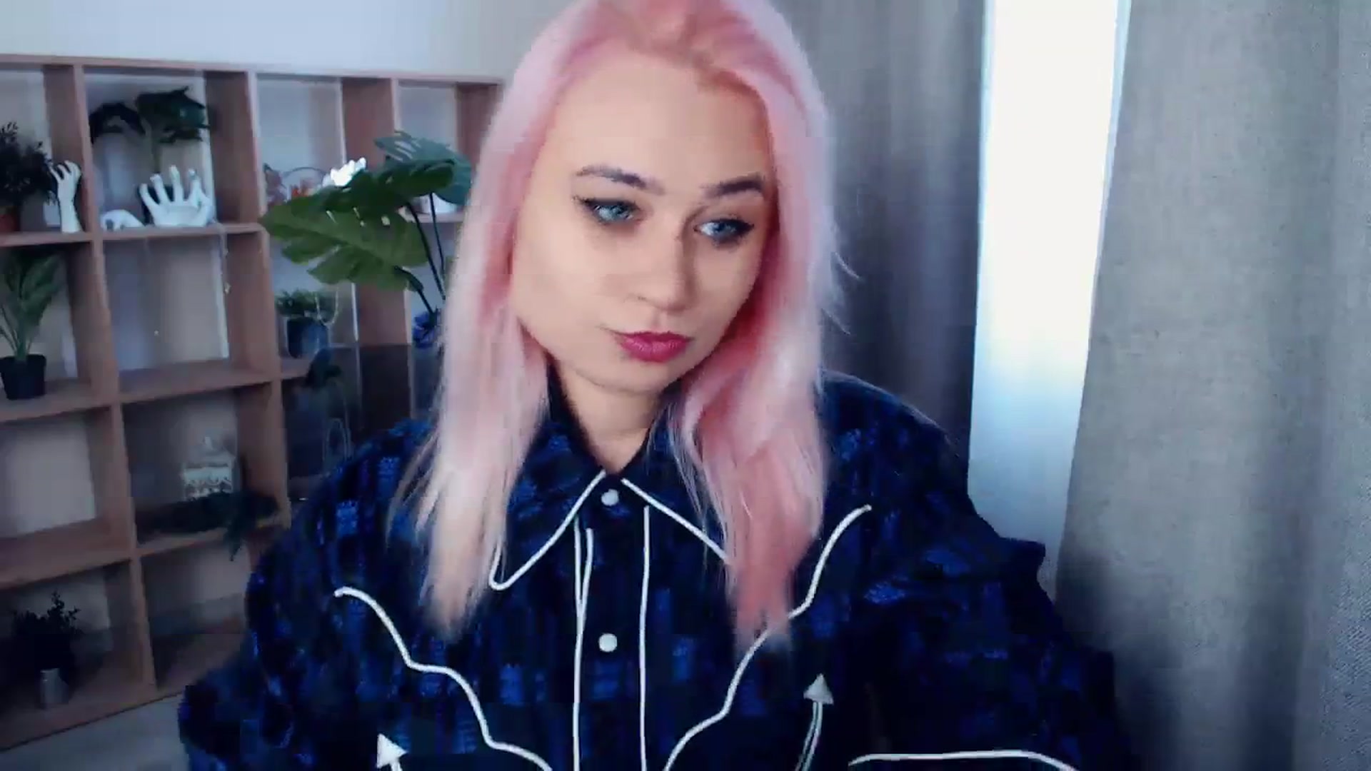 Gallery image thumbnail from Kukla_kolduna's myfreecams stream on, 12/24/2023, 11:35 image 15 of 20