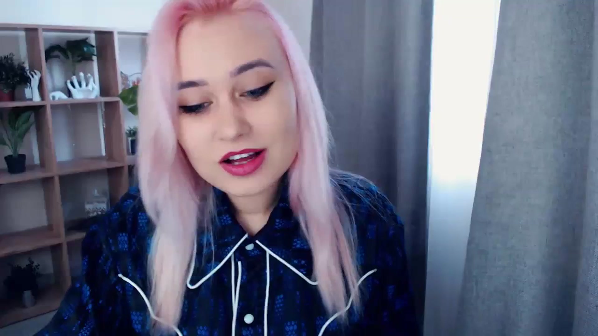 Gallery image thumbnail from Kukla_kolduna's myfreecams stream on, 12/24/2023, 11:35 image 1 of 20