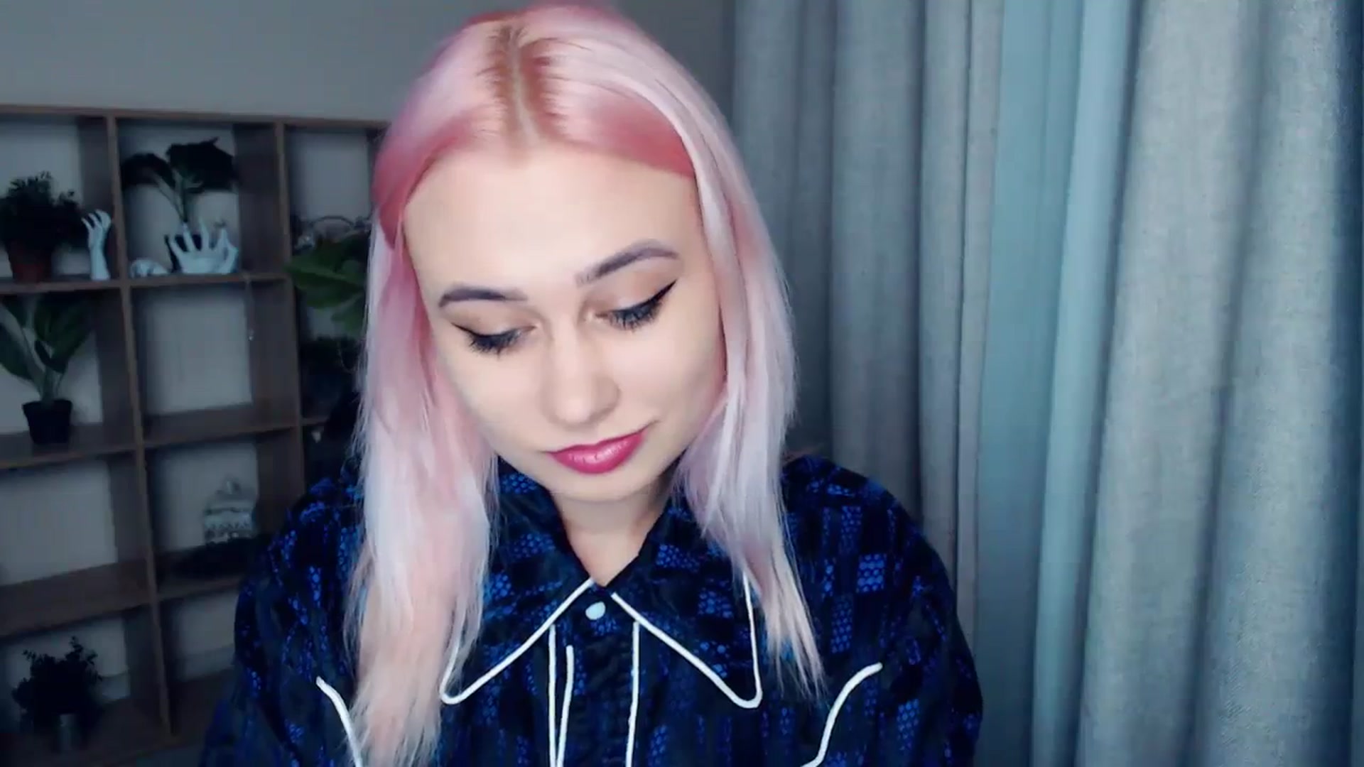 Gallery image thumbnail from Kukla_kolduna's myfreecams stream on, 12/24/2023, 15:08 image 9 of 20