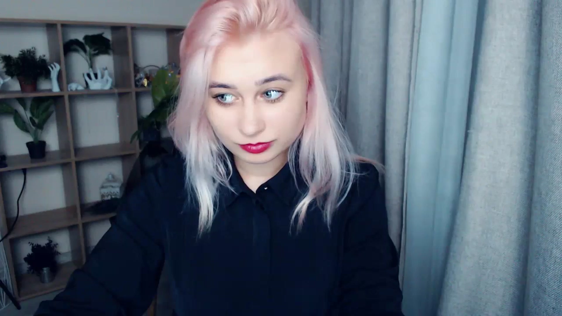 Gallery image thumbnail from Kukla_kolduna's myfreecams stream on, 12/25/2023, 17:42 image 8 of 20