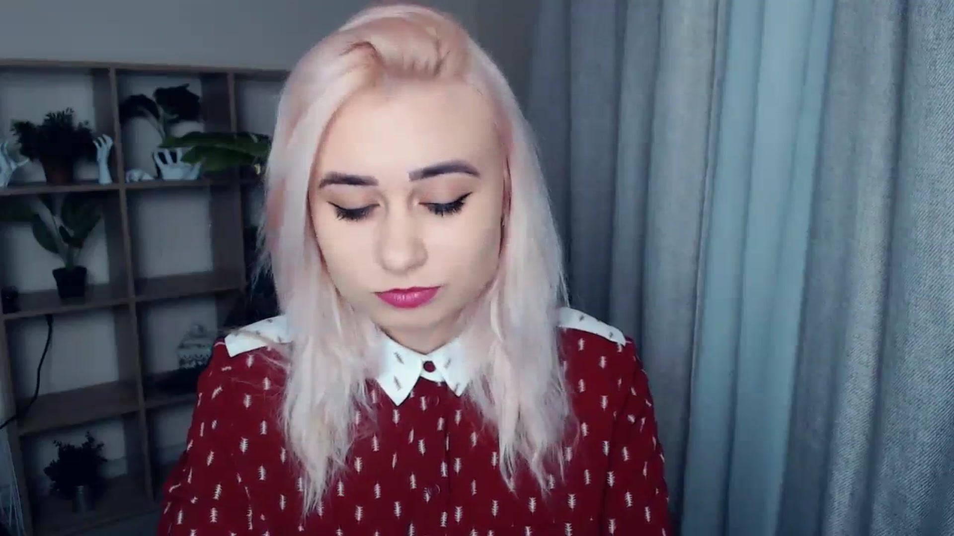 Gallery image thumbnail from Kukla_kolduna's myfreecams stream on, 12/28/2023, 14:44 image 14 of 20