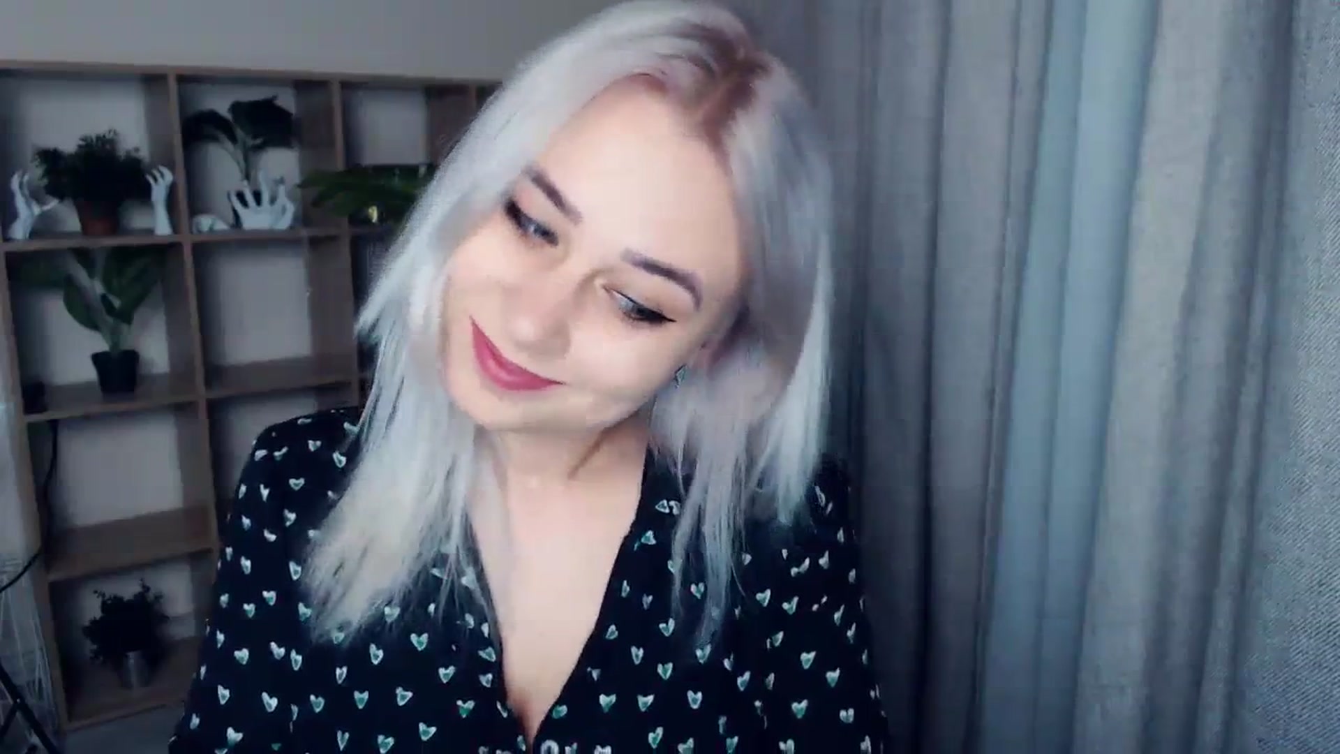 Gallery image thumbnail from Kukla_kolduna's myfreecams stream on, 12/29/2023, 15:12 image 15 of 20