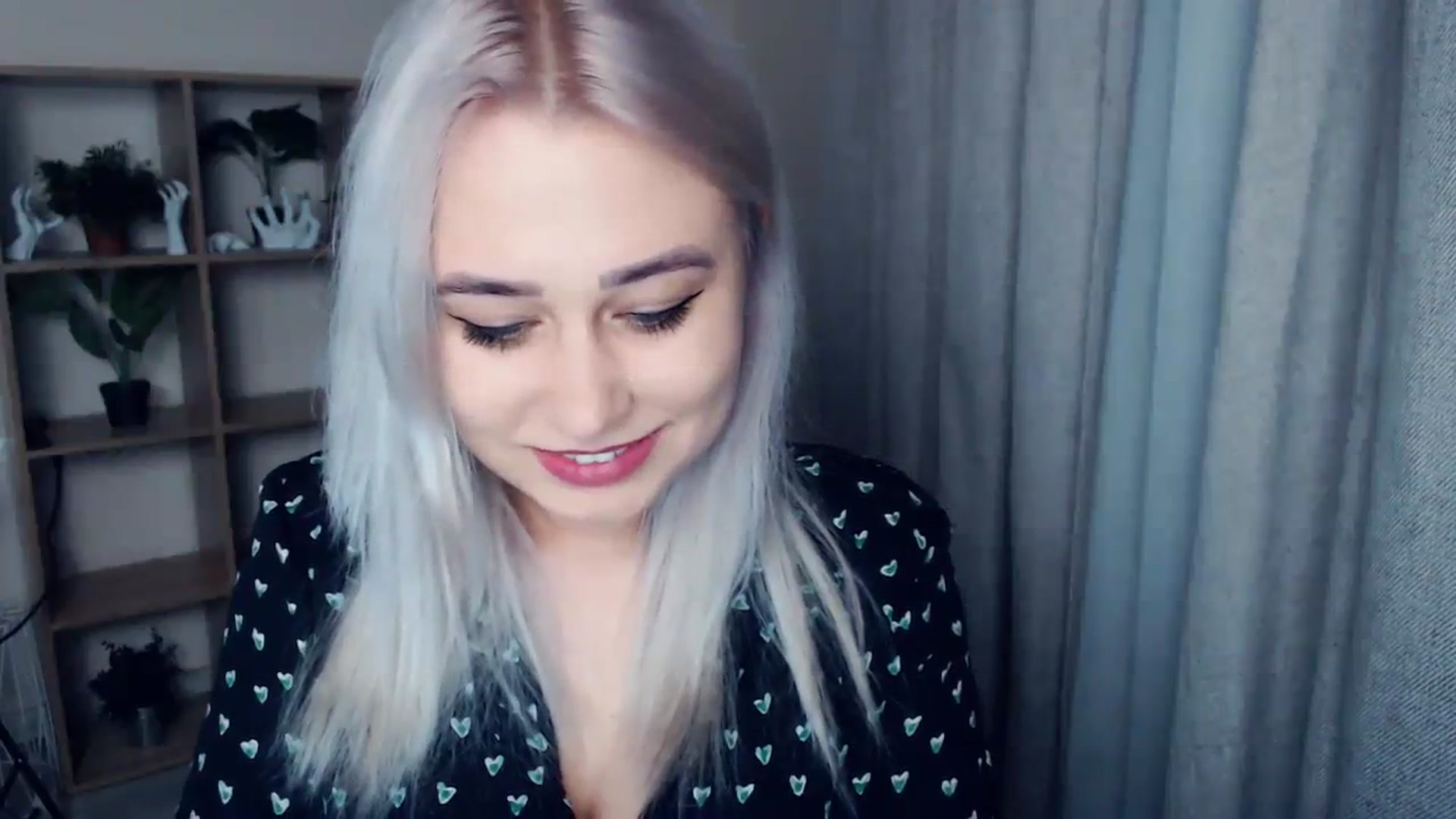 Gallery image thumbnail from Kukla_kolduna's myfreecams stream on, 12/29/2023, 15:12 image 8 of 20