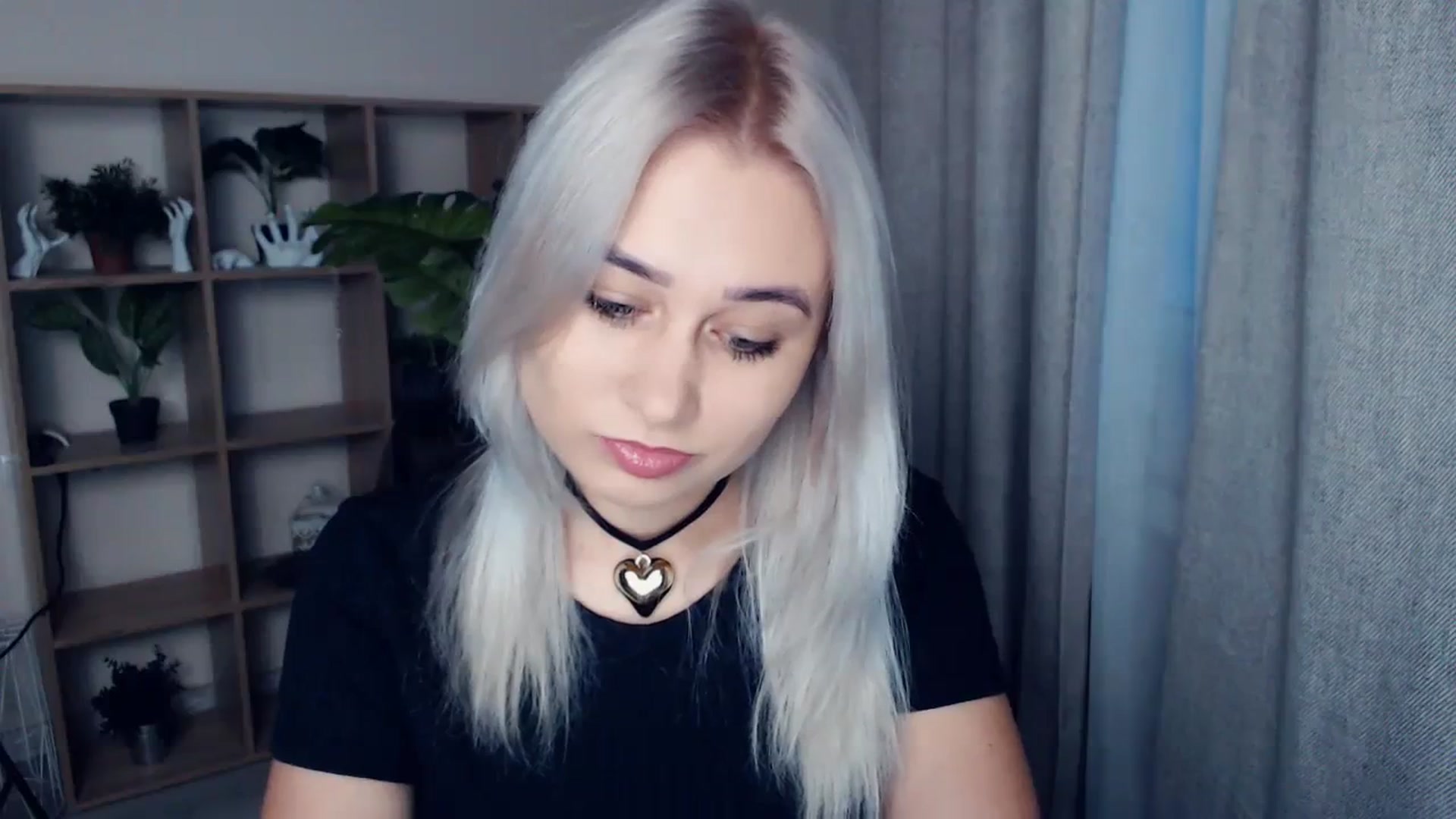 Gallery image thumbnail from Kukla_kolduna's myfreecams stream on, 12/30/2023, 15:15 image 2 of 20
