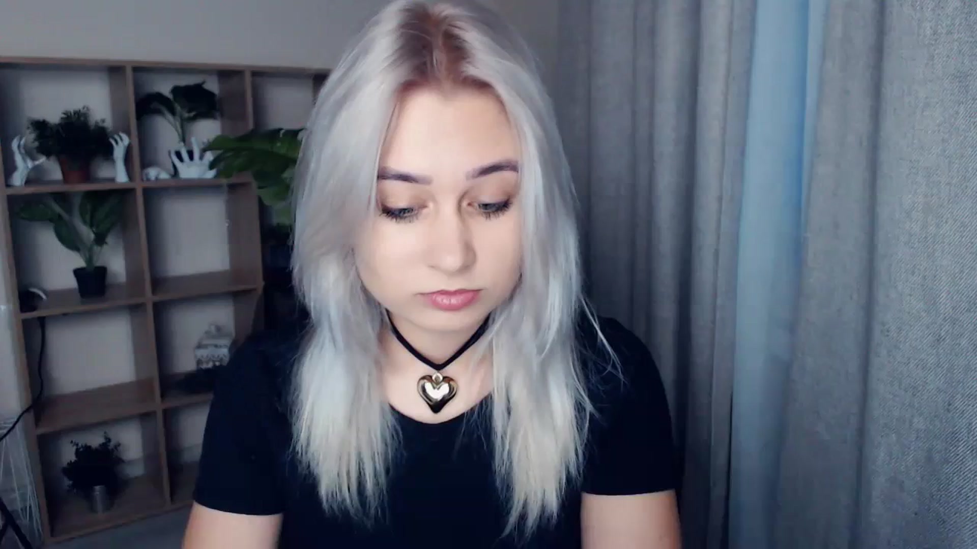 Gallery image thumbnail from Kukla_kolduna's myfreecams stream on, 12/30/2023, 15:15 image 4 of 20