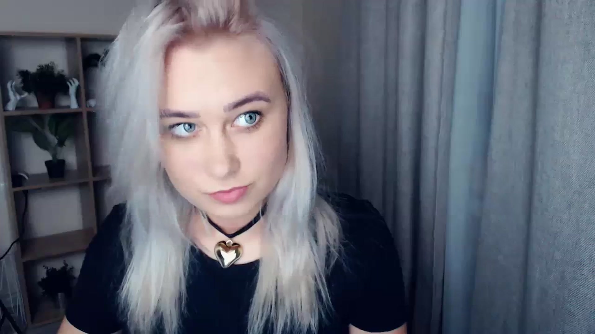 Gallery image thumbnail from Kukla_kolduna's myfreecams stream on, 12/30/2023, 15:15 image 19 of 20