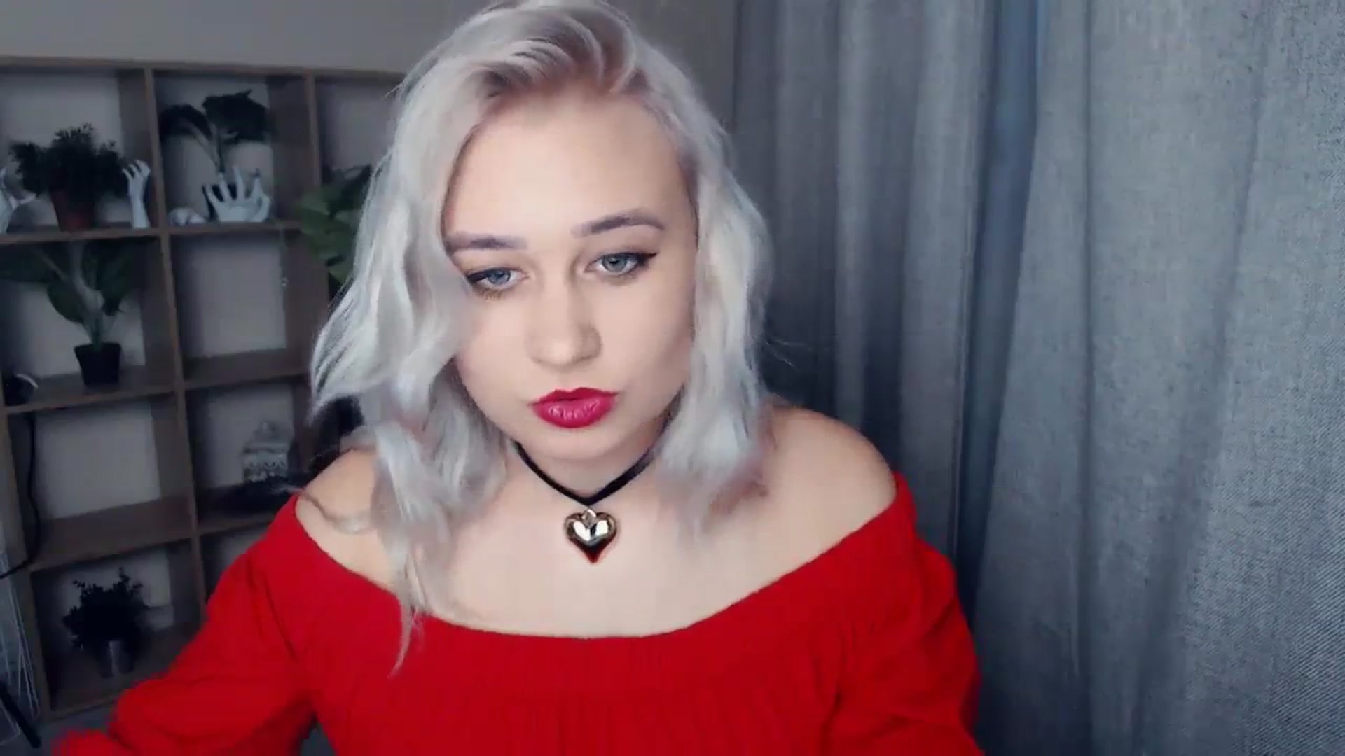 Gallery image thumbnail from Kukla_kolduna's myfreecams stream on, 12/31/2023, 15:36 image 9 of 20