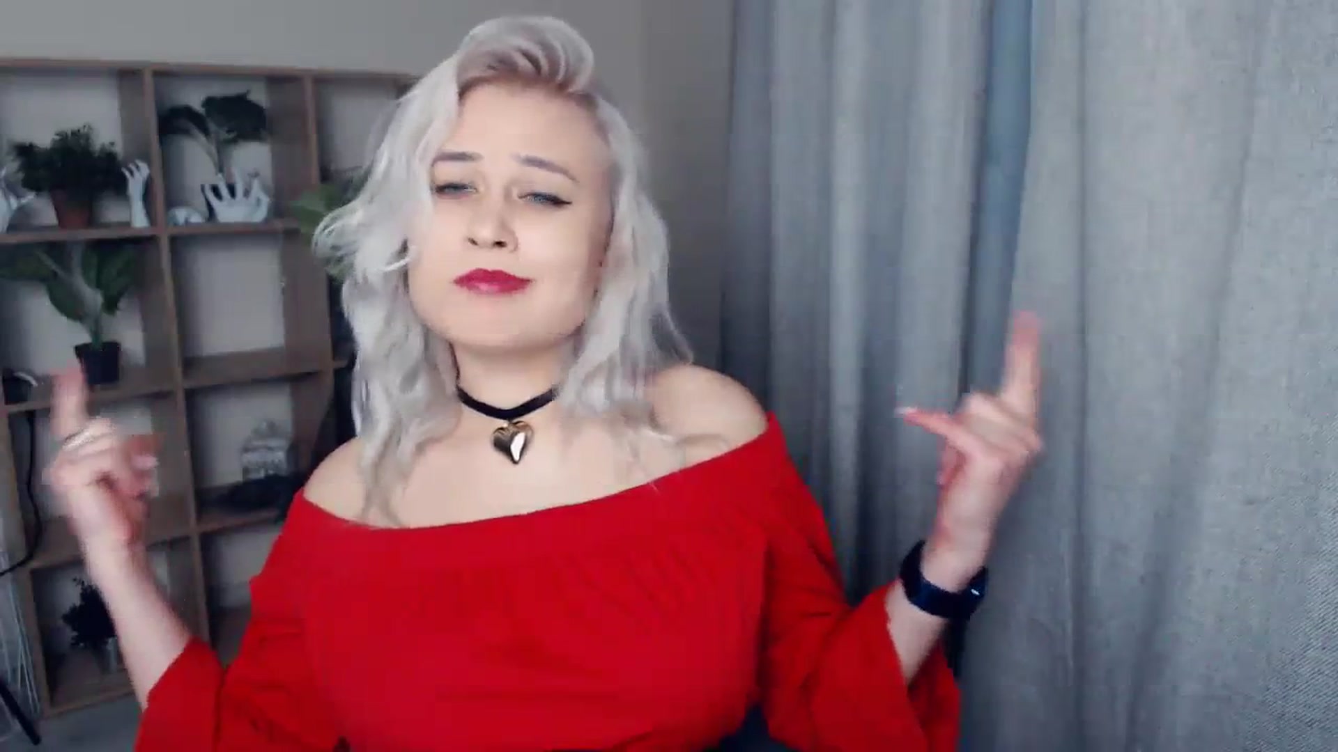 Gallery image thumbnail from Kukla_kolduna's myfreecams stream on, 12/31/2023, 15:36 image 10 of 20