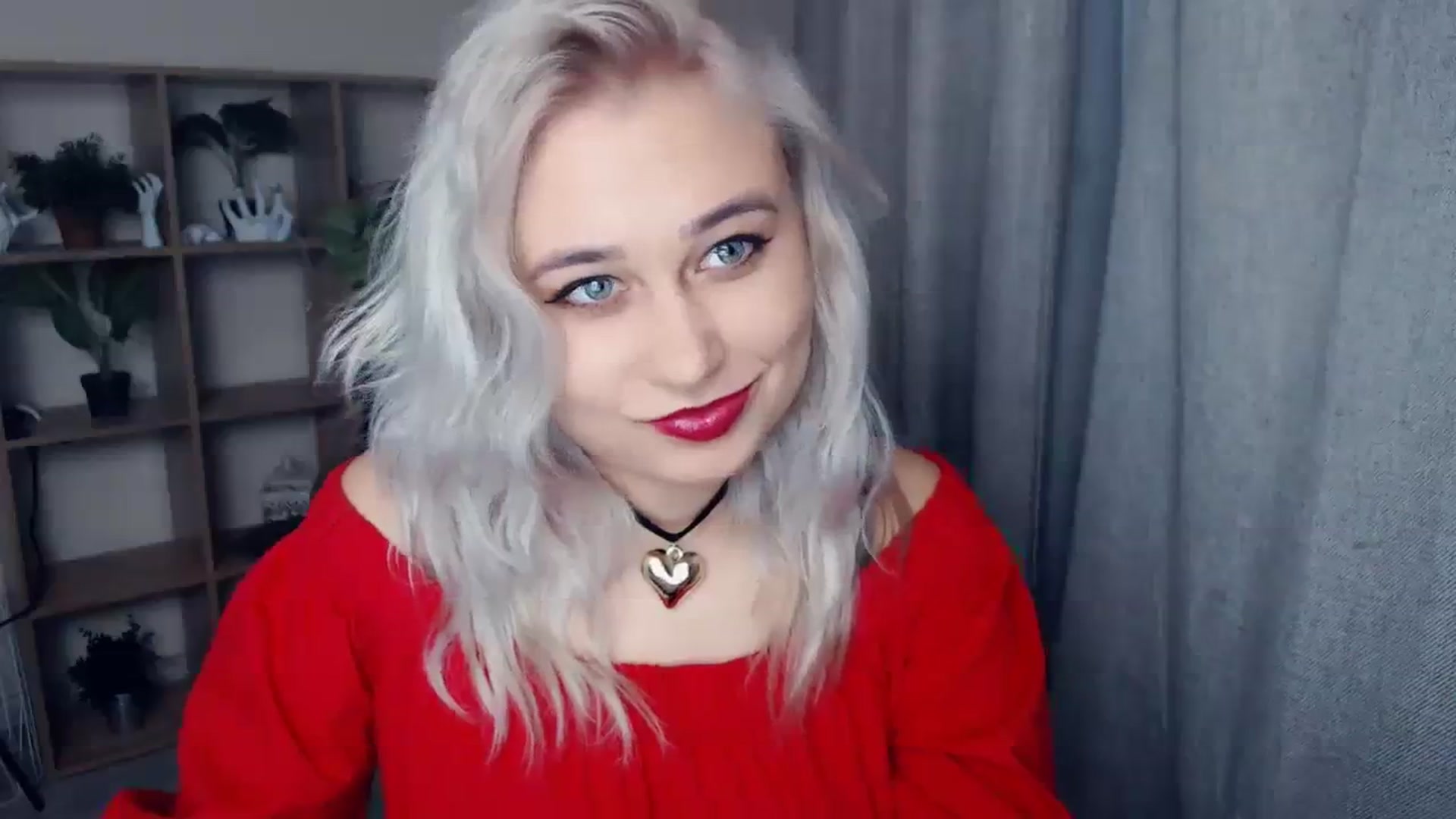 Gallery image thumbnail from Kukla_kolduna's myfreecams stream on, 12/31/2023, 15:36 image 4 of 20