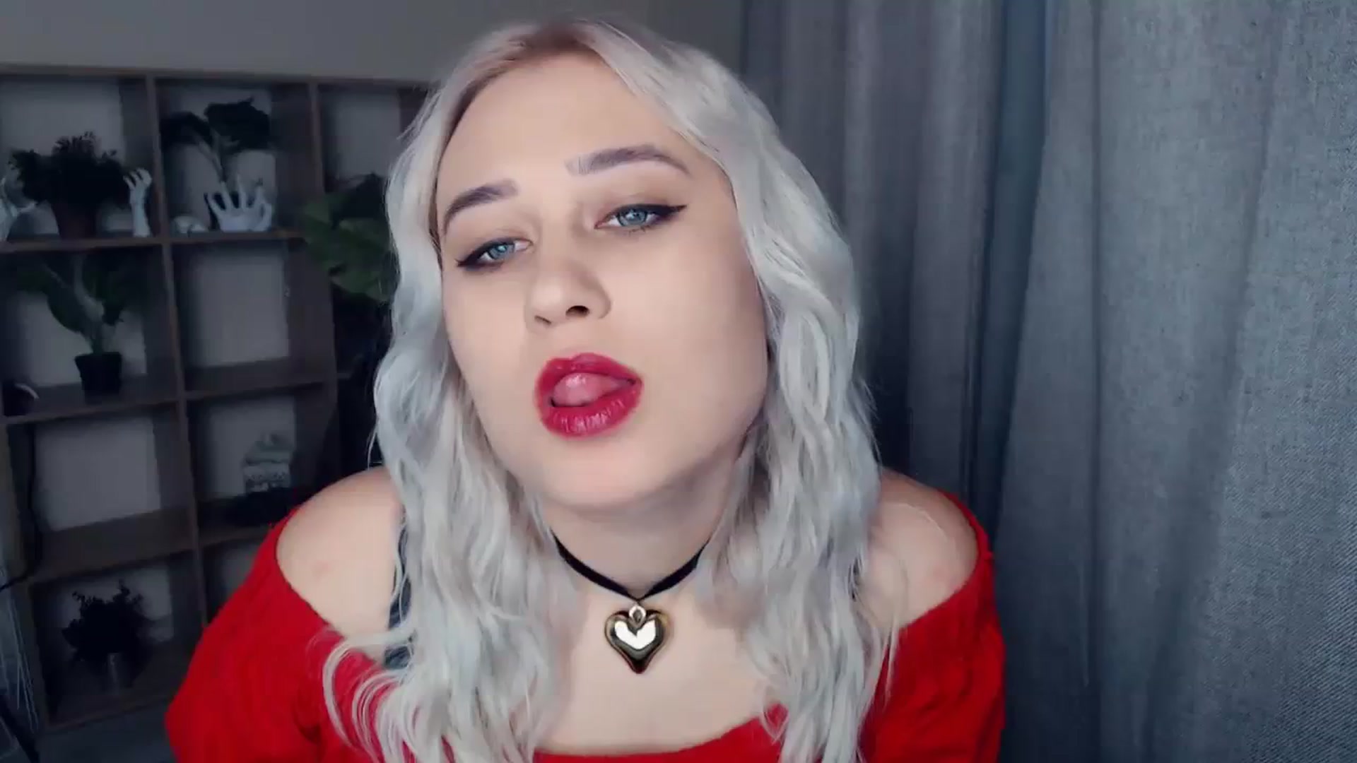 Gallery image thumbnail from Kukla_kolduna's myfreecams stream on, 12/31/2023, 15:36 image 1 of 20