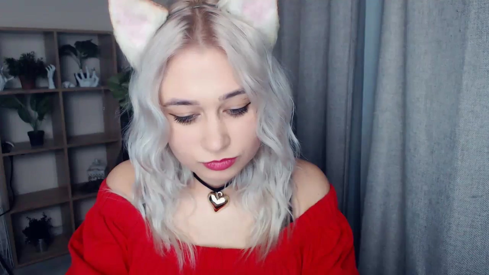 Gallery image thumbnail from Kukla_kolduna's myfreecams stream on, 12/31/2023, 17:04 image 17 of 20