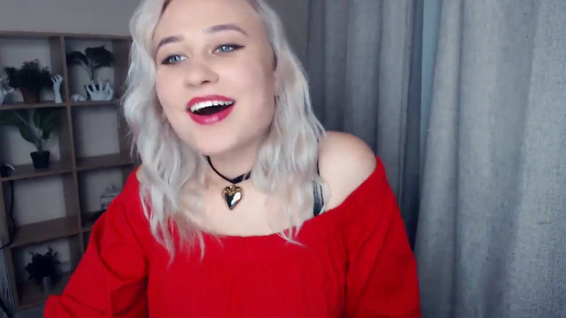 Gallery image thumbnail from Kukla_kolduna's myfreecams stream on, 12/31/2023, 17:04 image 7 of 20