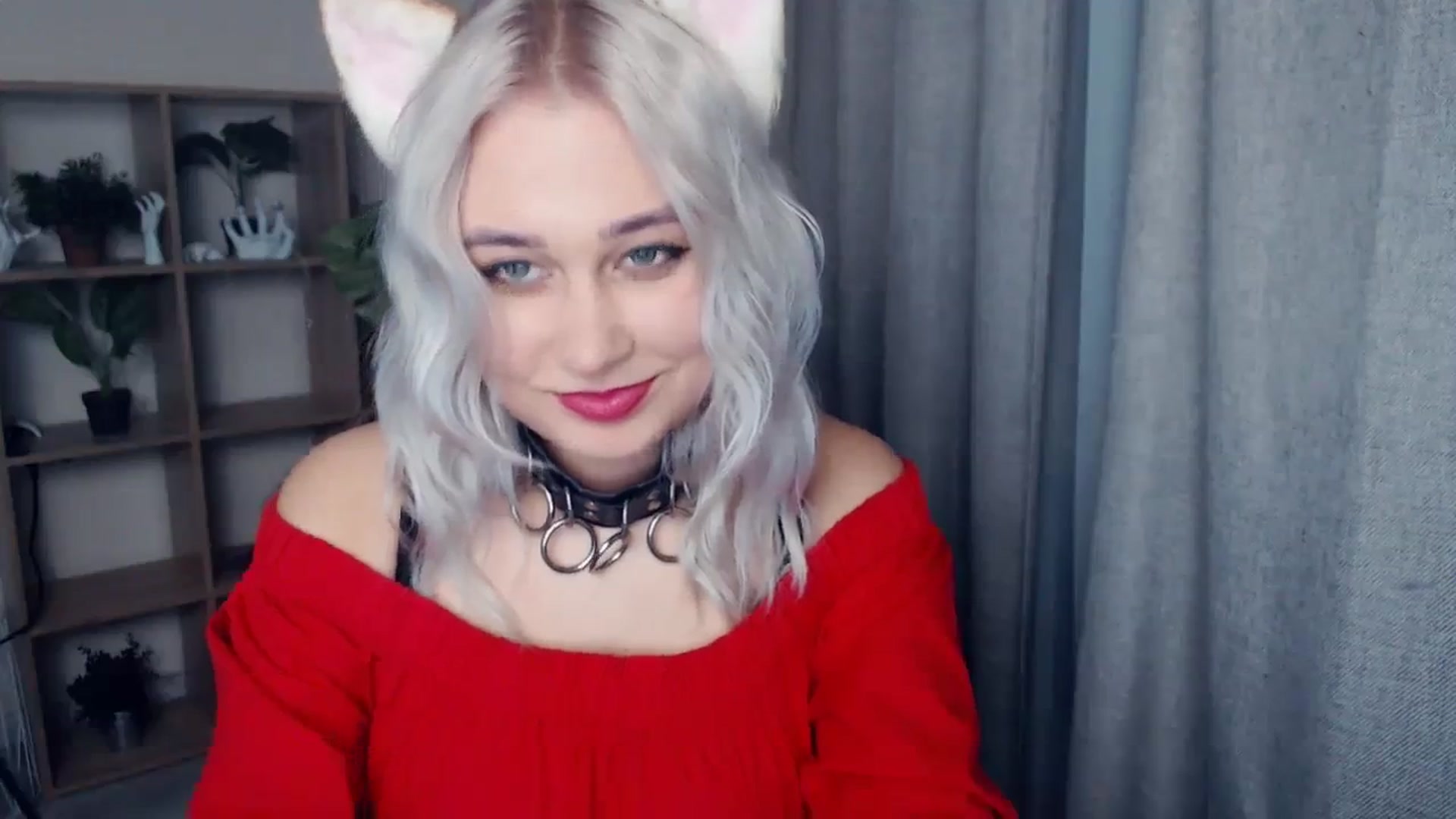 Gallery image thumbnail from Kukla_kolduna's myfreecams stream on, 12/31/2023, 17:04 image 15 of 20