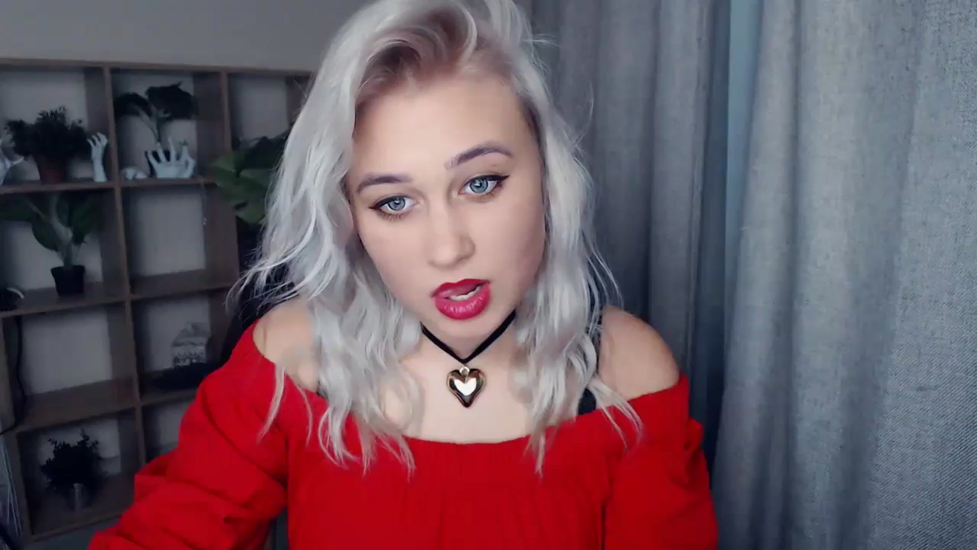 Gallery image thumbnail from Kukla_kolduna's myfreecams stream on, 12/31/2023, 17:04 image 1 of 20