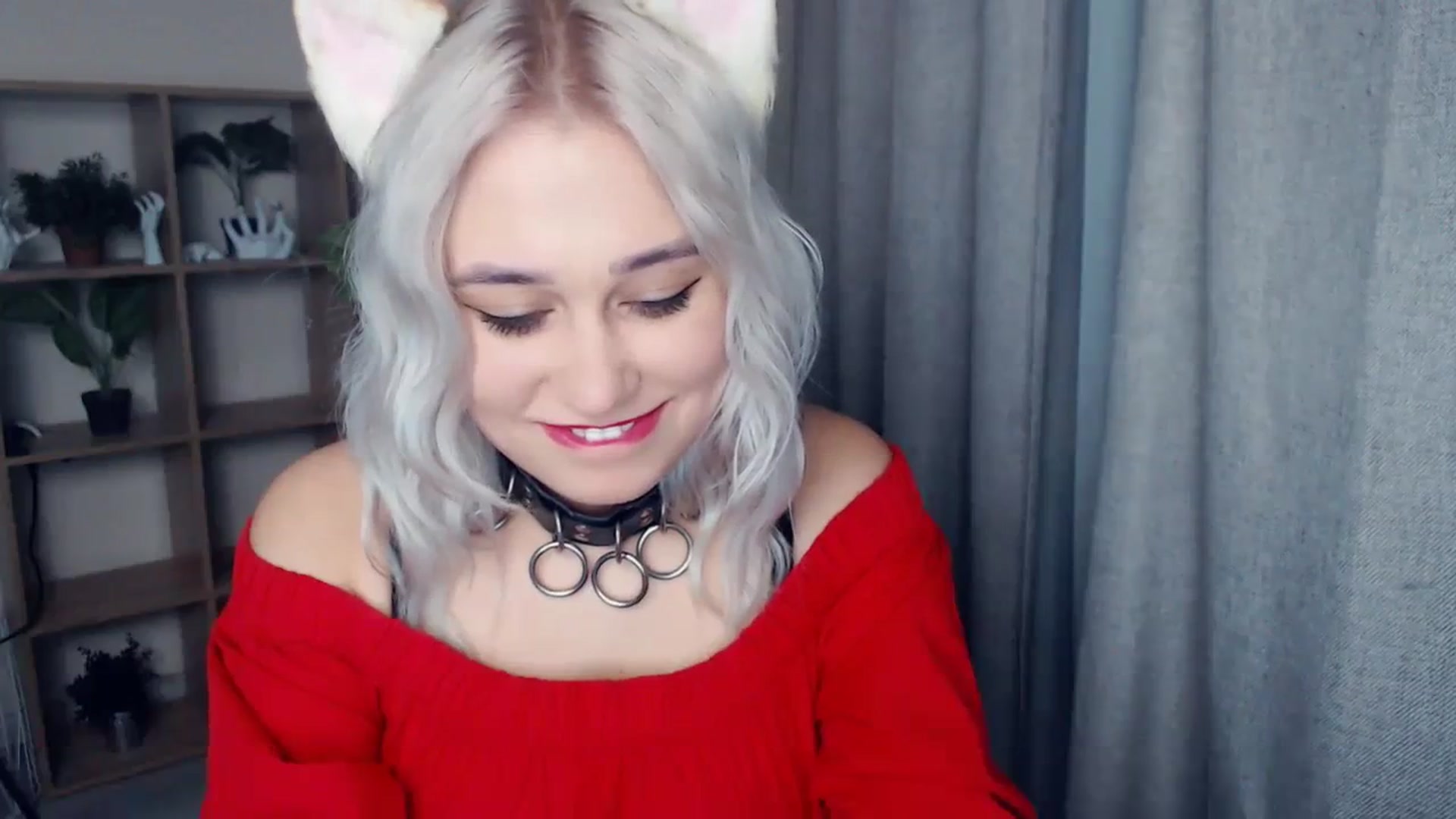 Gallery image thumbnail from Kukla_kolduna's myfreecams stream on, 12/31/2023, 17:04 image 12 of 20