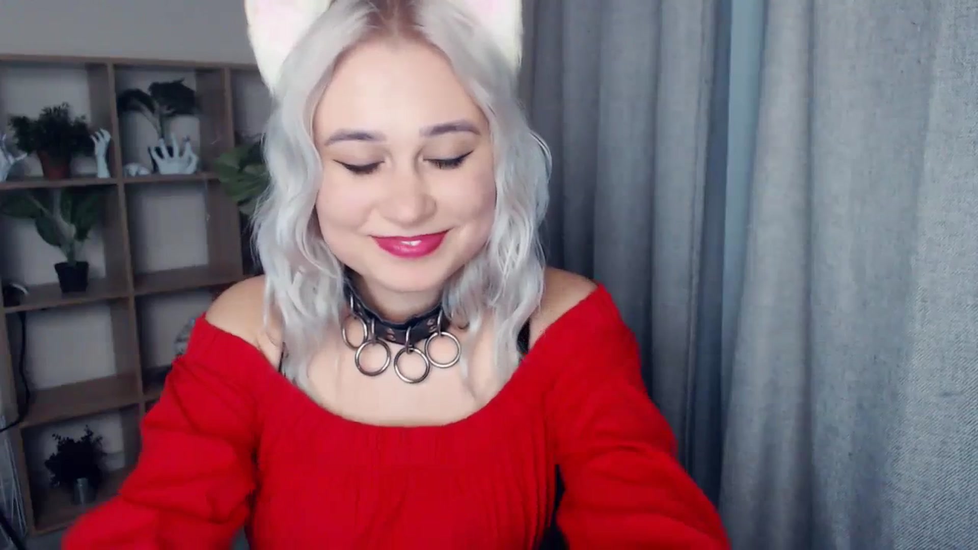 Gallery image thumbnail from Kukla_kolduna's myfreecams stream on, 12/31/2023, 17:04 image 11 of 20