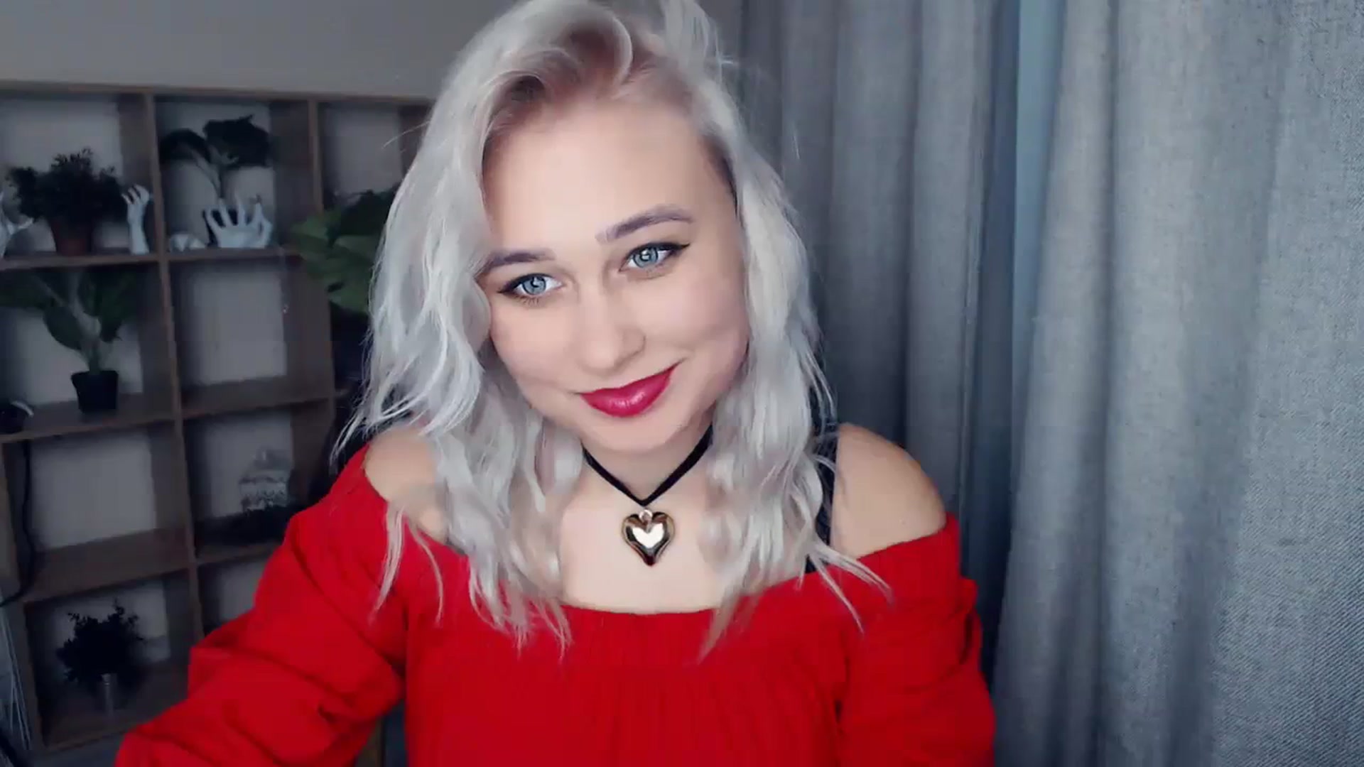 Gallery image thumbnail from Kukla_kolduna's myfreecams stream on, 12/31/2023, 17:04 image 2 of 20