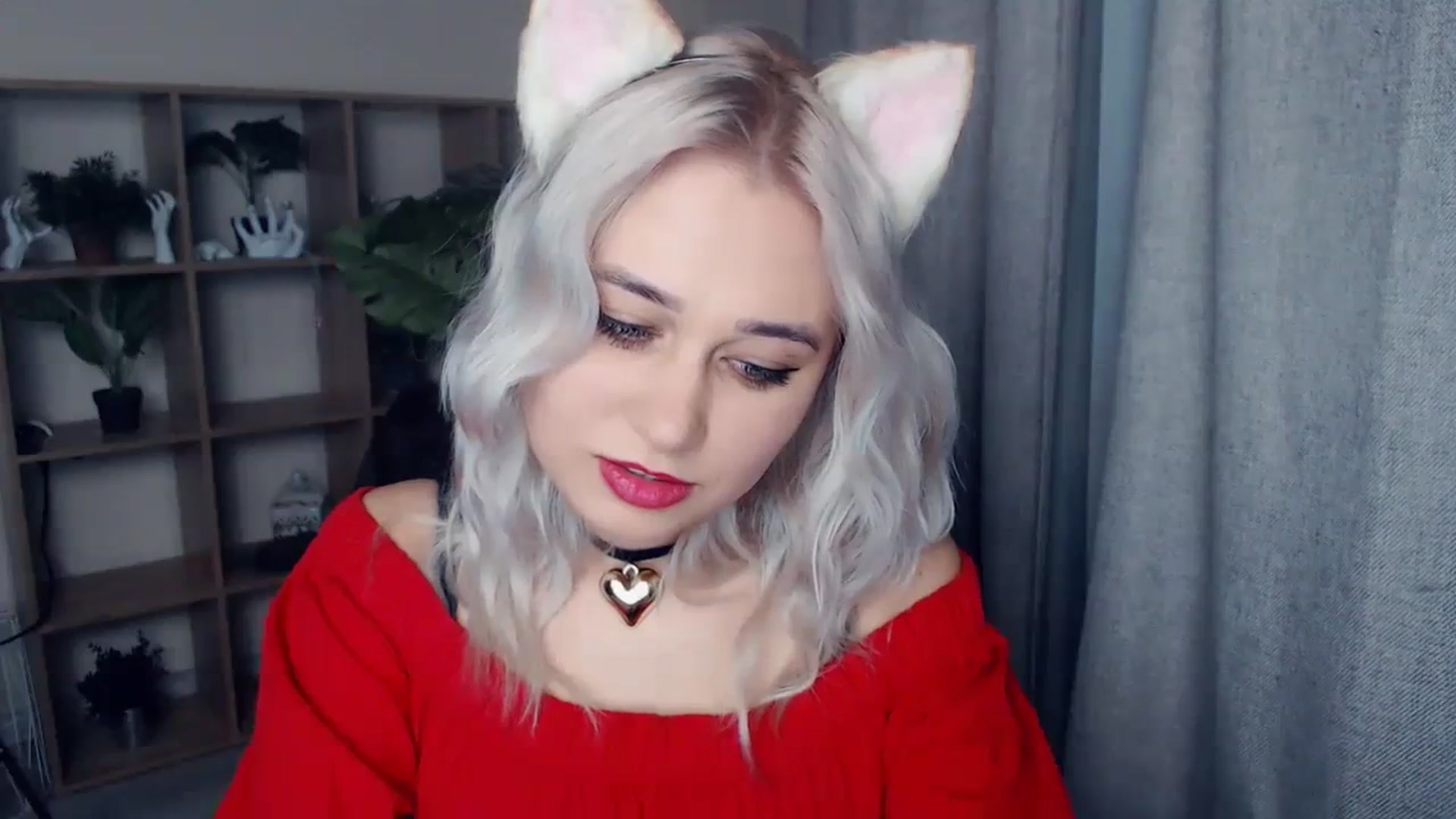 Gallery image thumbnail from Kukla_kolduna's myfreecams stream on, 12/31/2023, 17:33 image 18 of 20