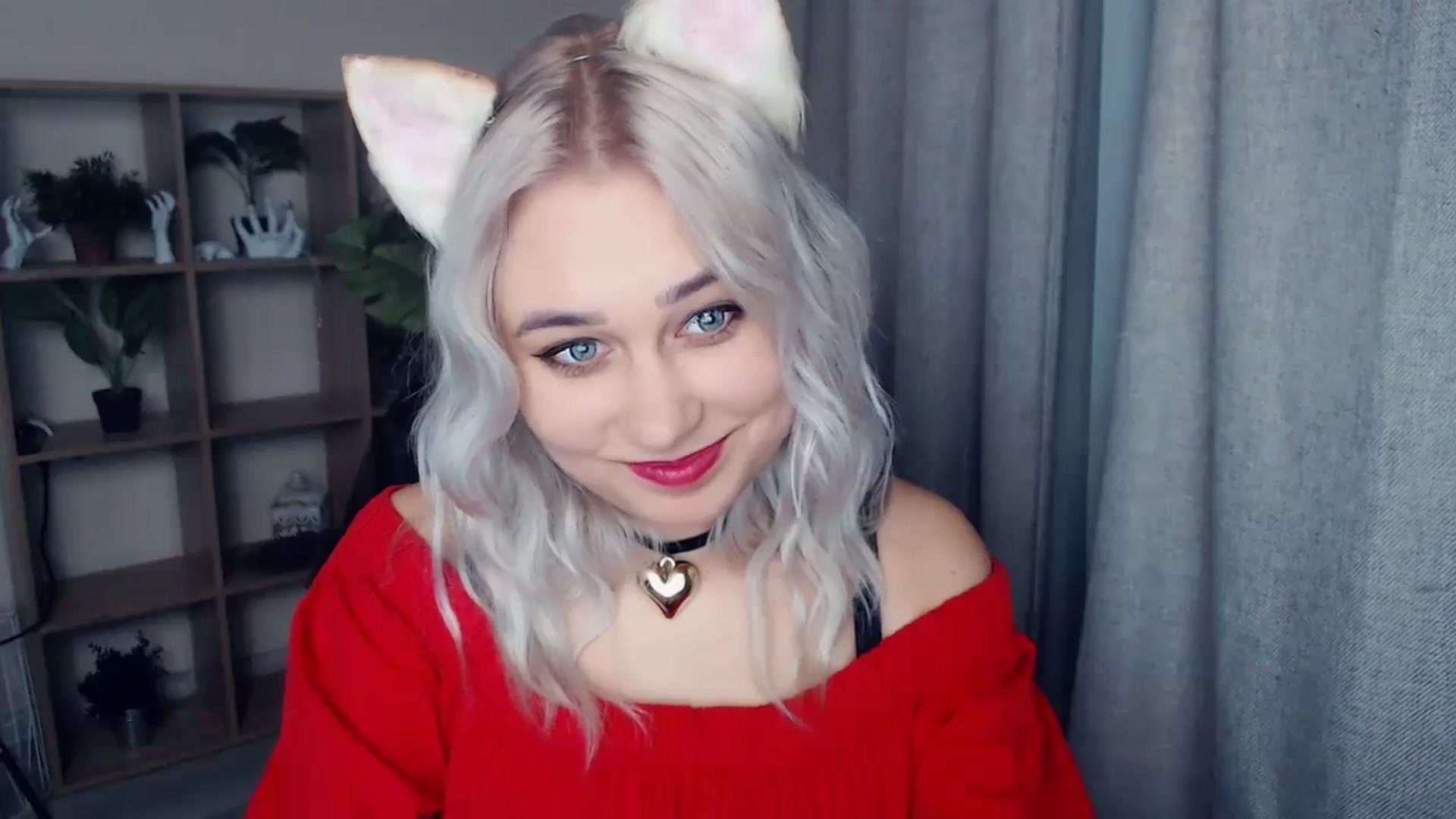 Gallery image thumbnail from Kukla_kolduna's myfreecams stream on, 12/31/2023, 17:33 image 16 of 20