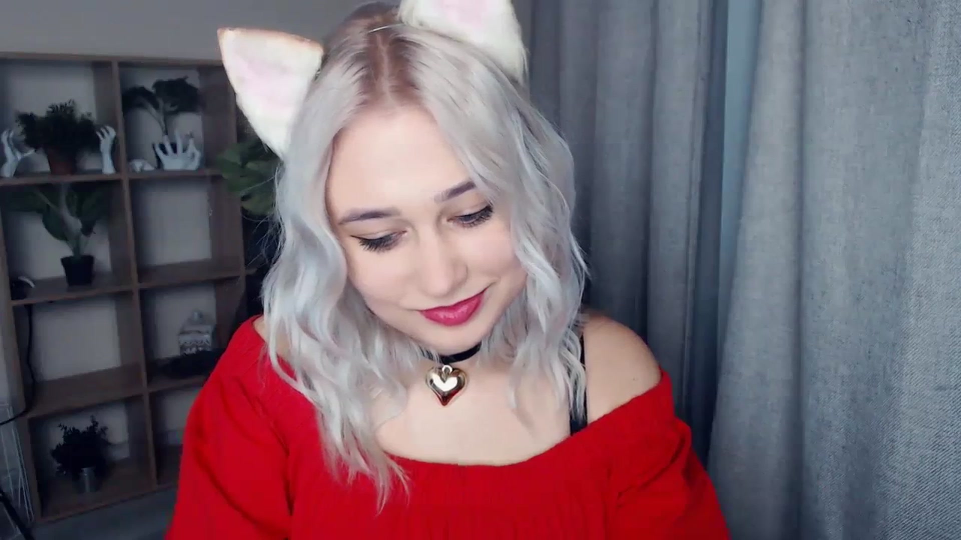 Gallery image thumbnail from Kukla_kolduna's myfreecams stream on, 12/31/2023, 17:33 image 14 of 20