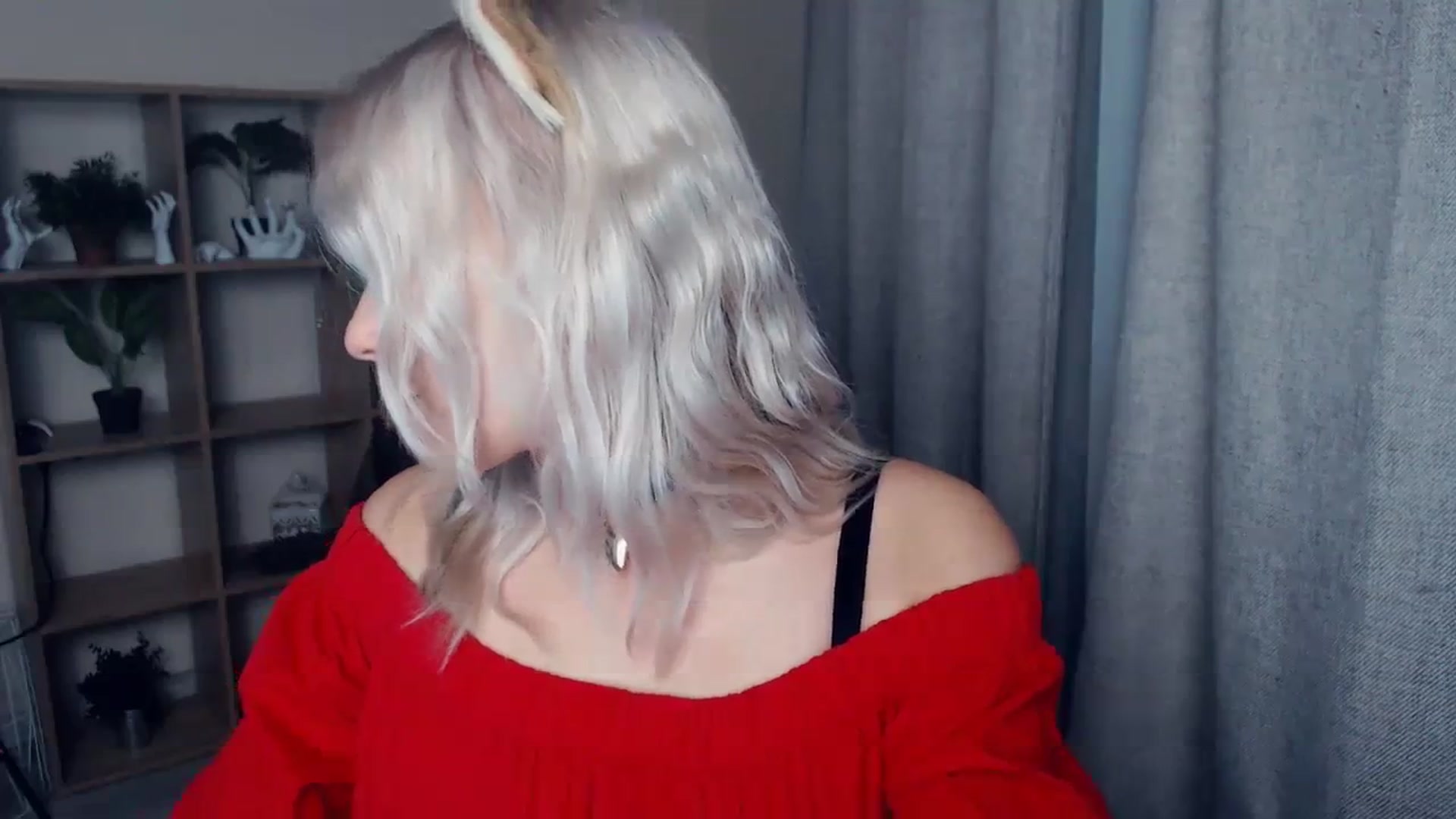 Gallery image thumbnail from Kukla_kolduna's myfreecams stream on, 12/31/2023, 17:33 image 7 of 20