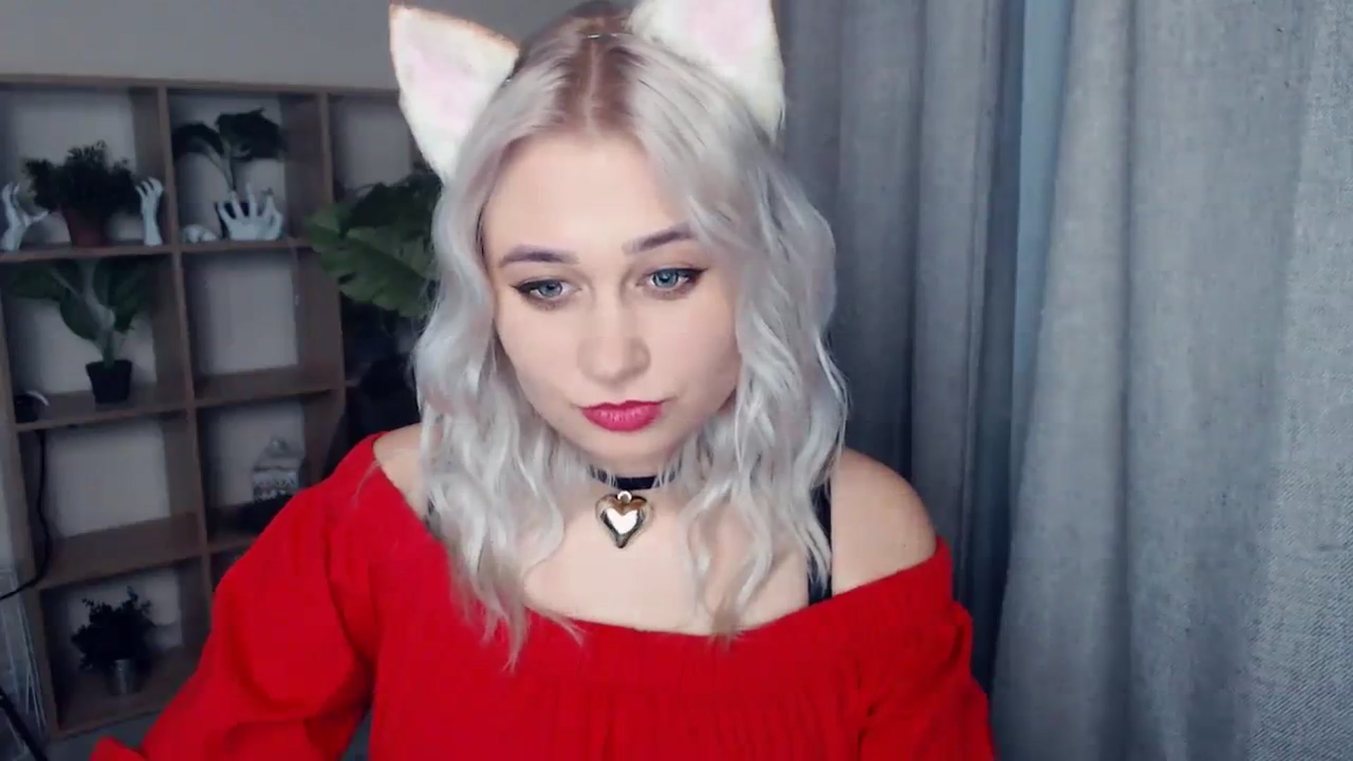 Gallery image thumbnail from Kukla_kolduna's myfreecams stream on, 12/31/2023, 17:33 image 15 of 20