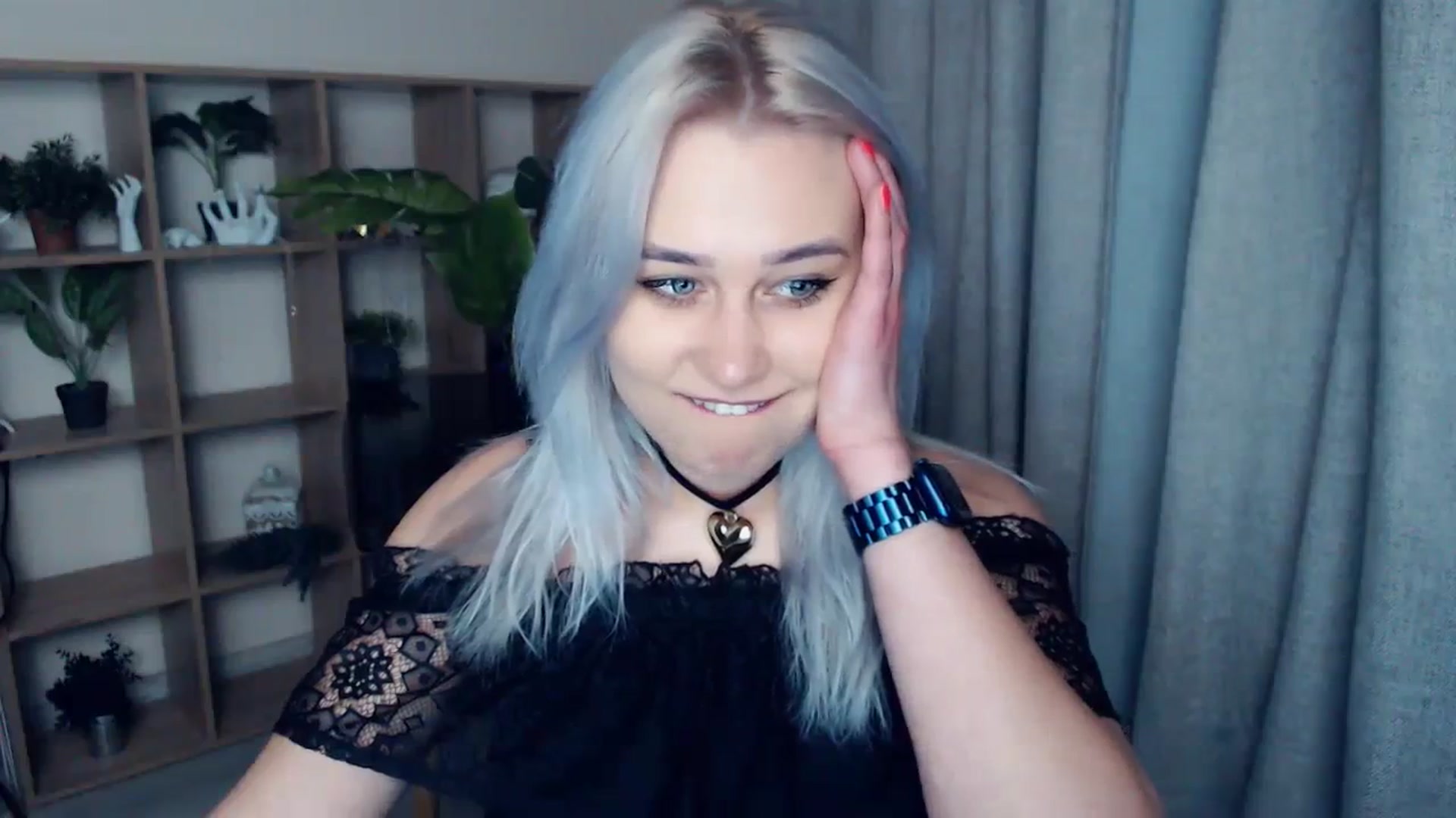 Gallery image thumbnail from Kukla_kolduna's myfreecams stream on, 01/05/2024, 17:21 image 20 of 20